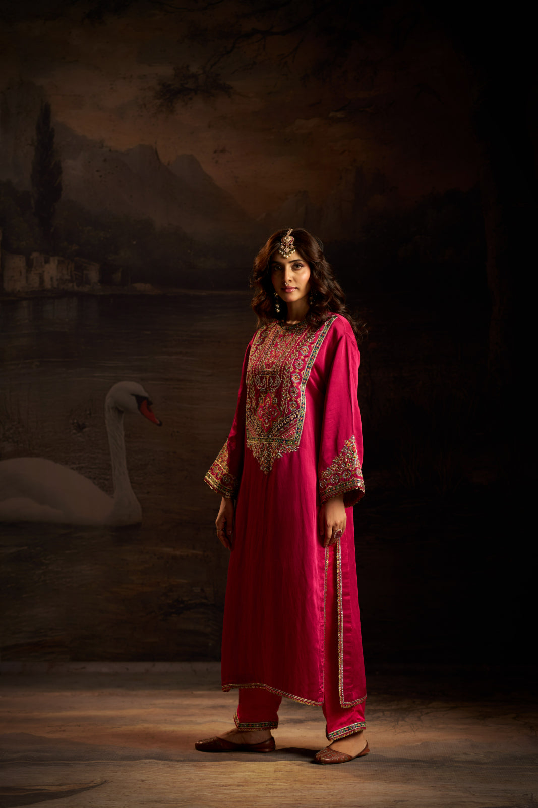 Magenta Pink & pink hand embroidered pakistani kurti set