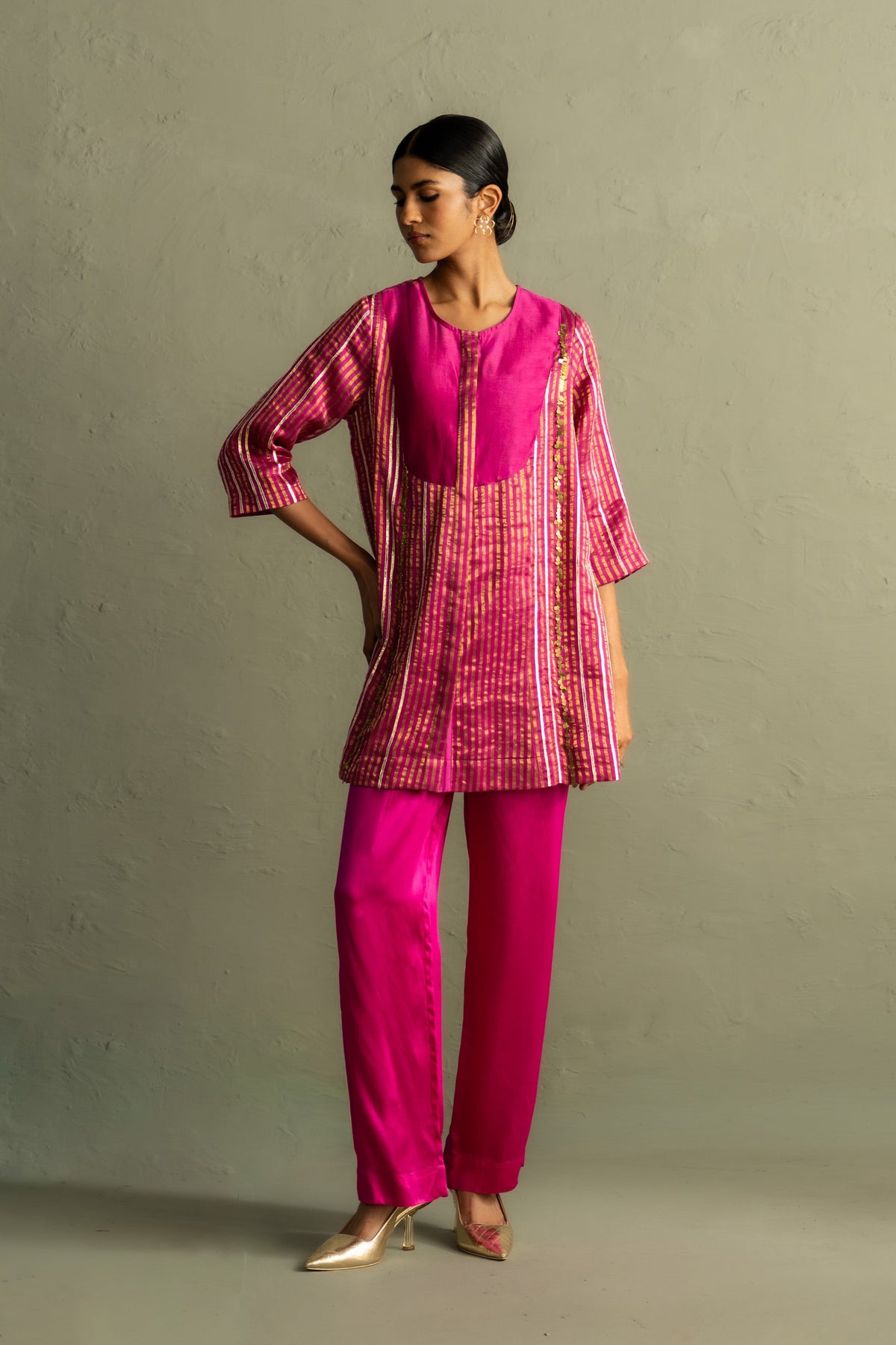 Ojas Tissue Stripe Short Kurta Set