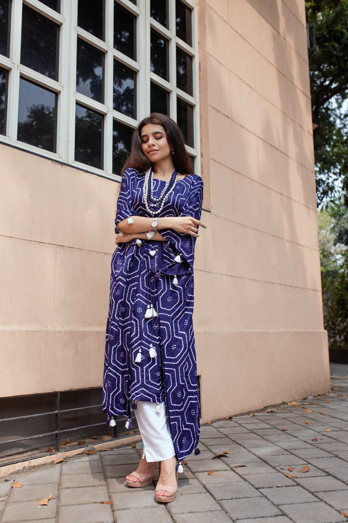 Cube kaftan with mala and straight pants