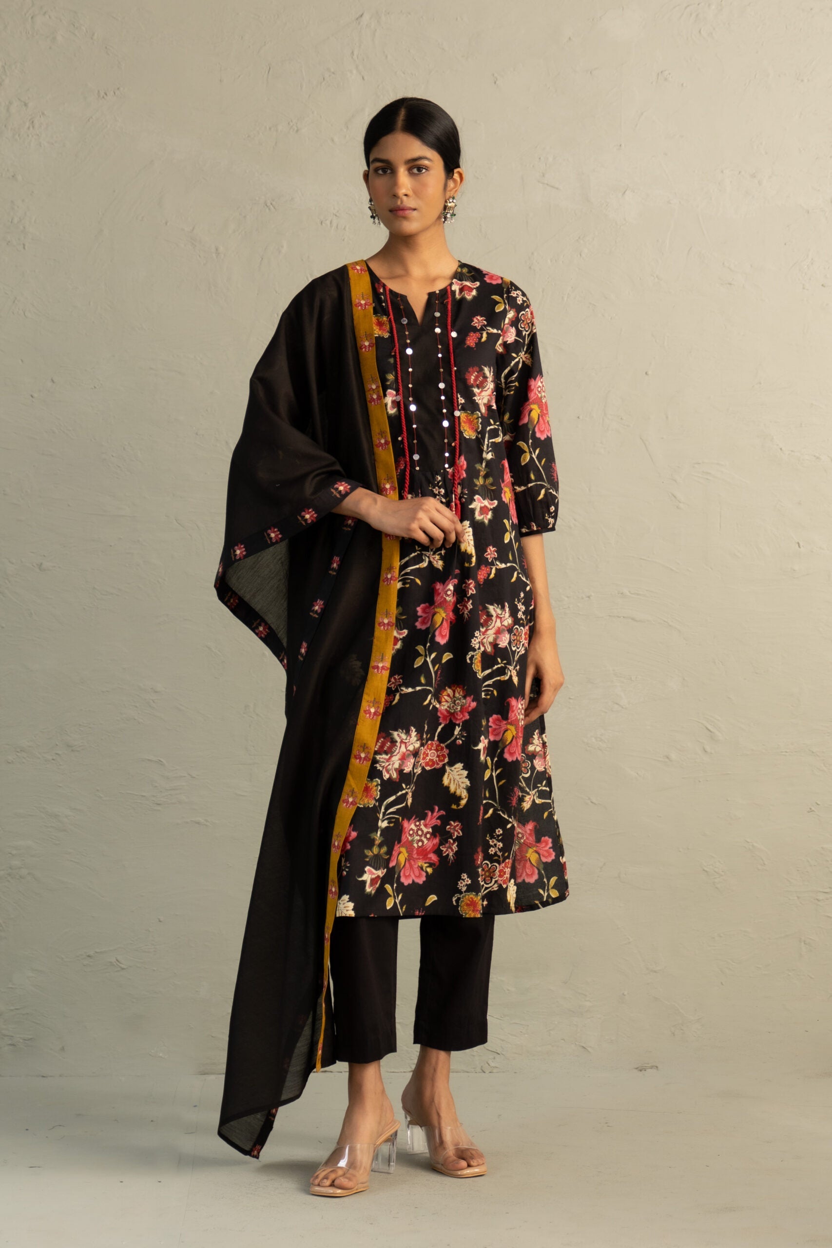 Black Phool Dori Kurta Set