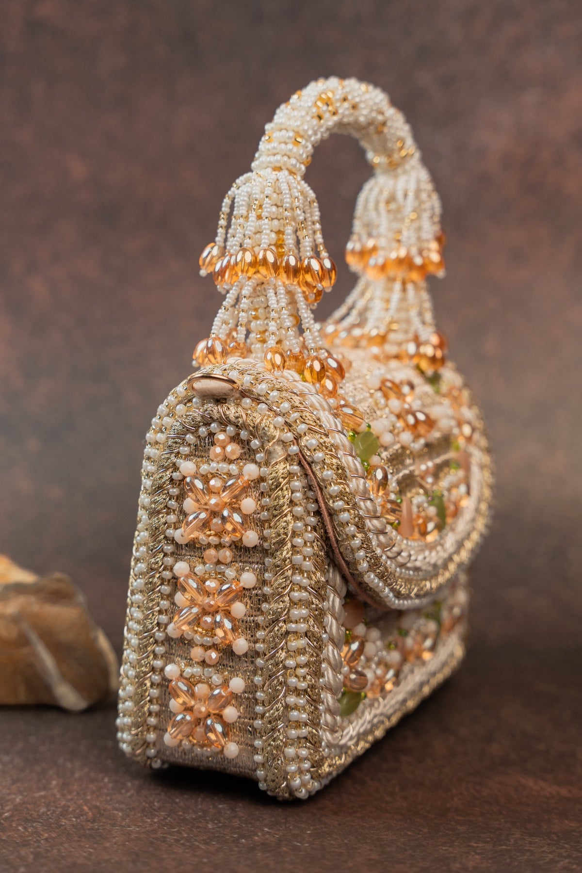 Empress Charm Gold