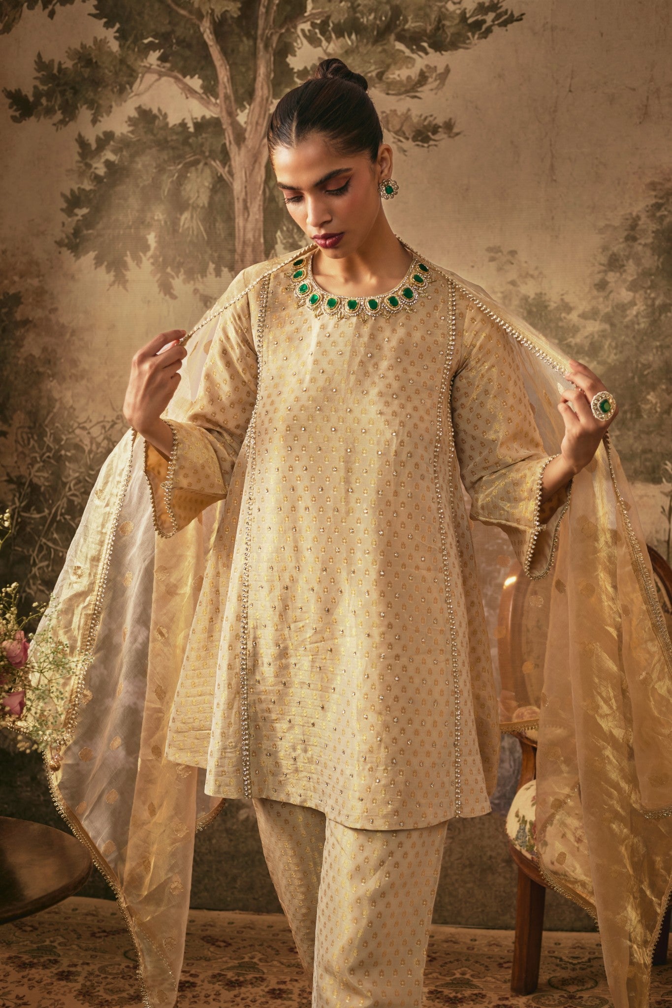 Ivory Gold Metallic Tissue Kurta Set with Emerald Detailing