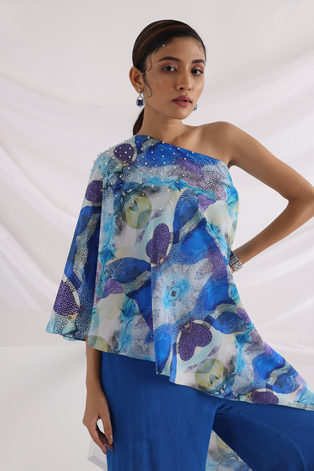 Light between the ocean co-ord set