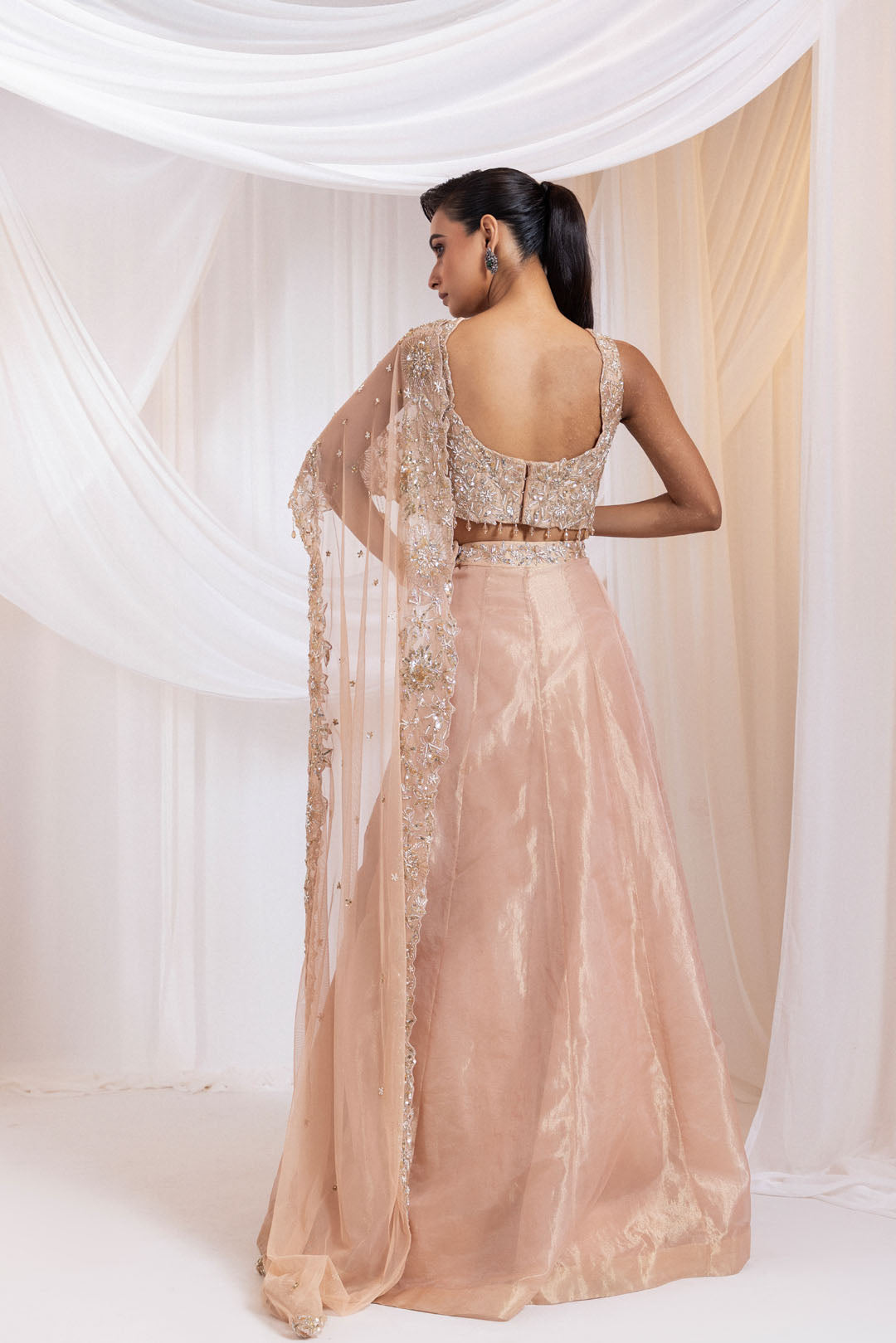 Roseglint Lehenga