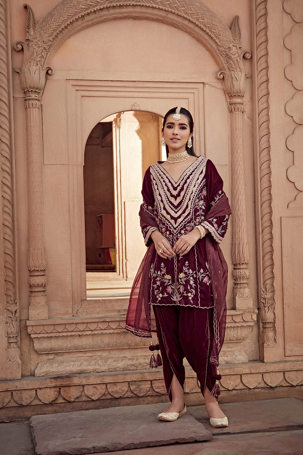 Zahra Wine Velvet Embroidered Kurta Set with Organza Dupatta