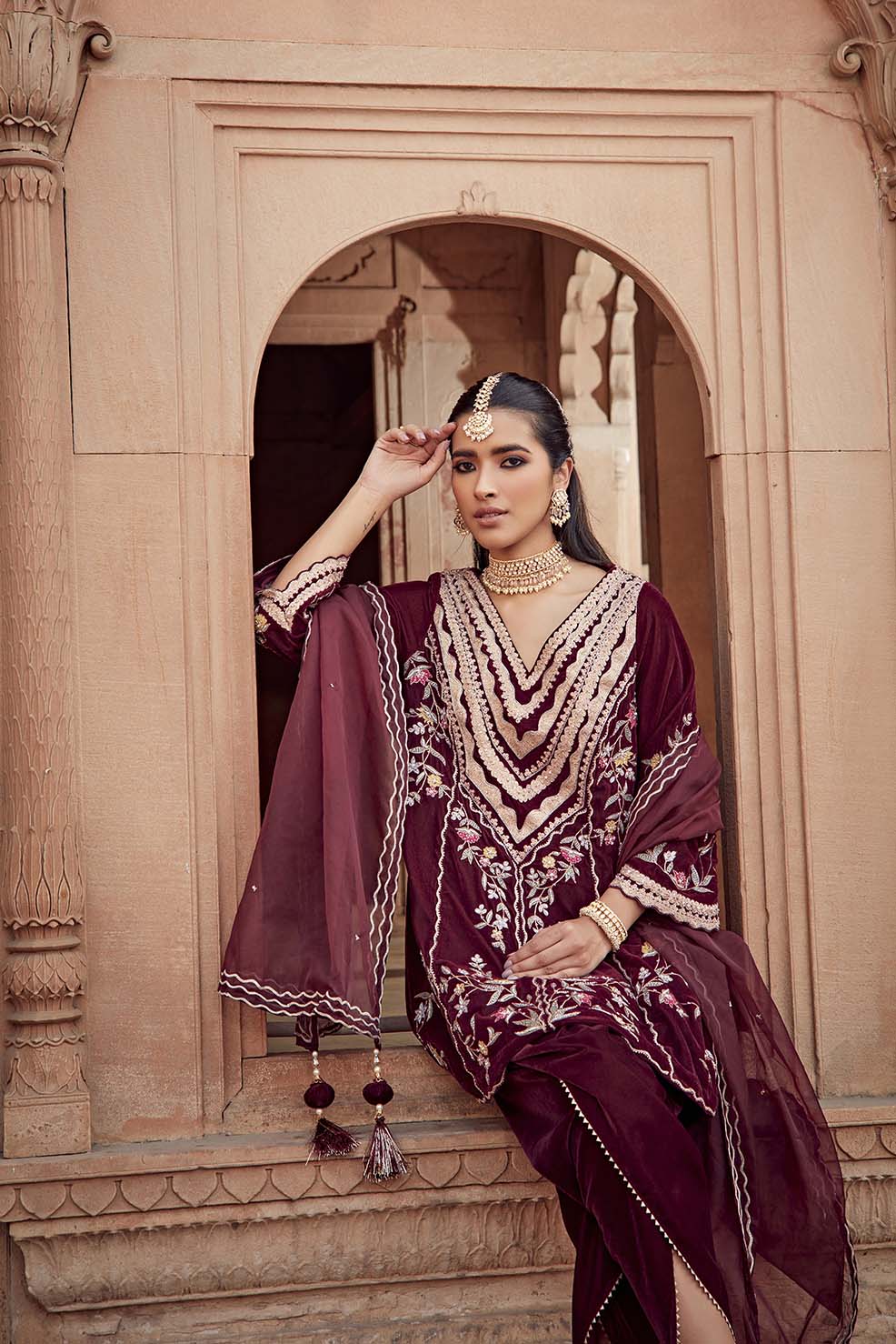 Zahra Wine Velvet Embroidered Kurta Set with Organza Dupatta