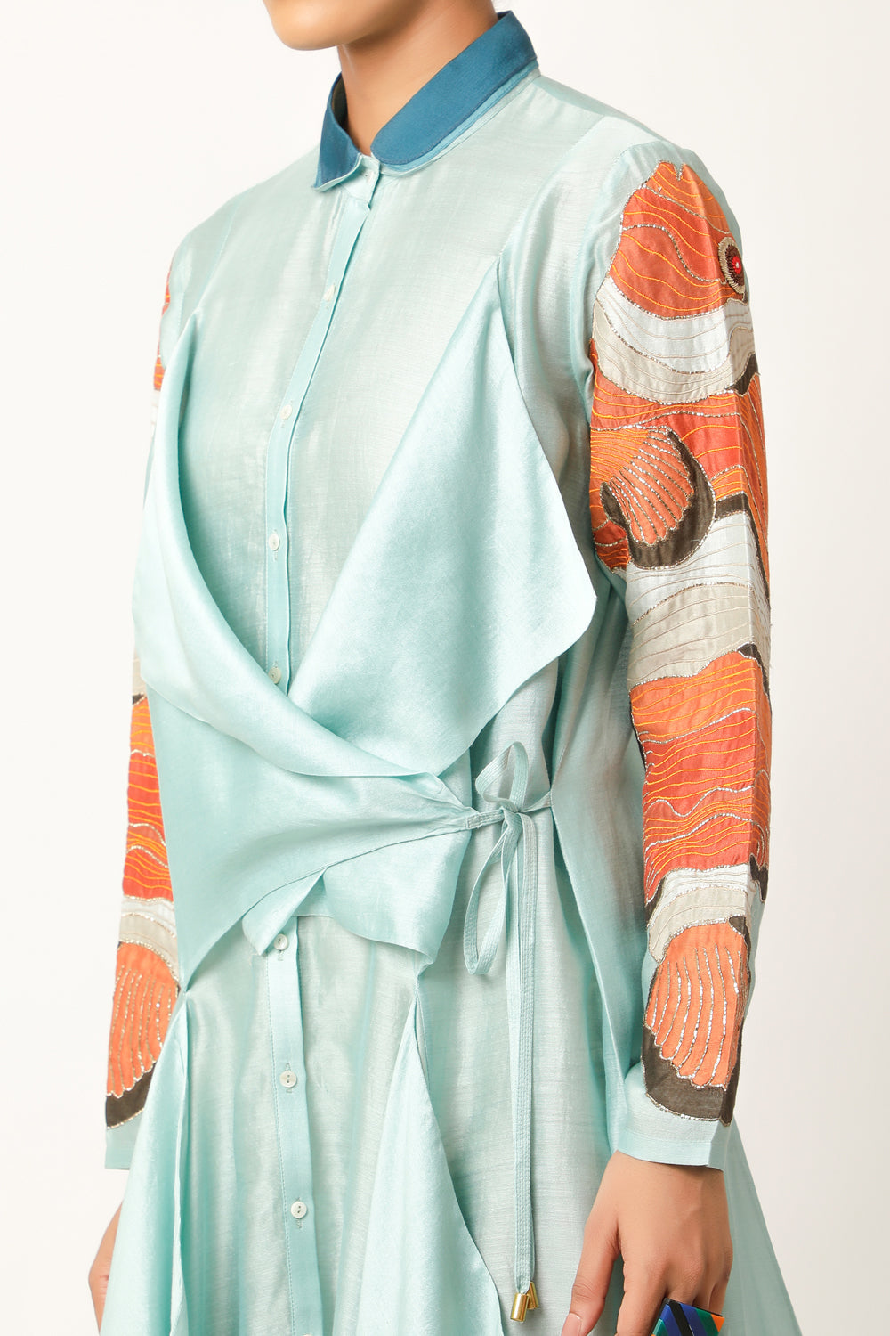 Draped Shirt With Fish Detail On The Sleeves + Inner Slip + Pants - Auraya Fashion 