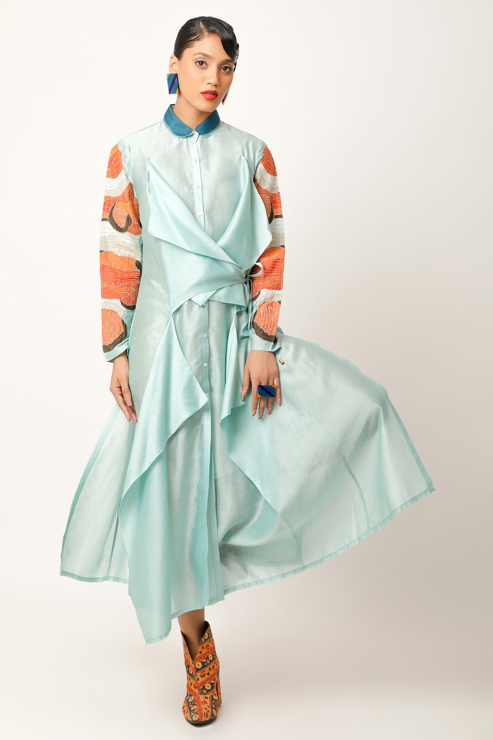 Draped Shirt With Fish Detail On The Sleeves + Inner Slip + Pants - Auraya Fashion 
