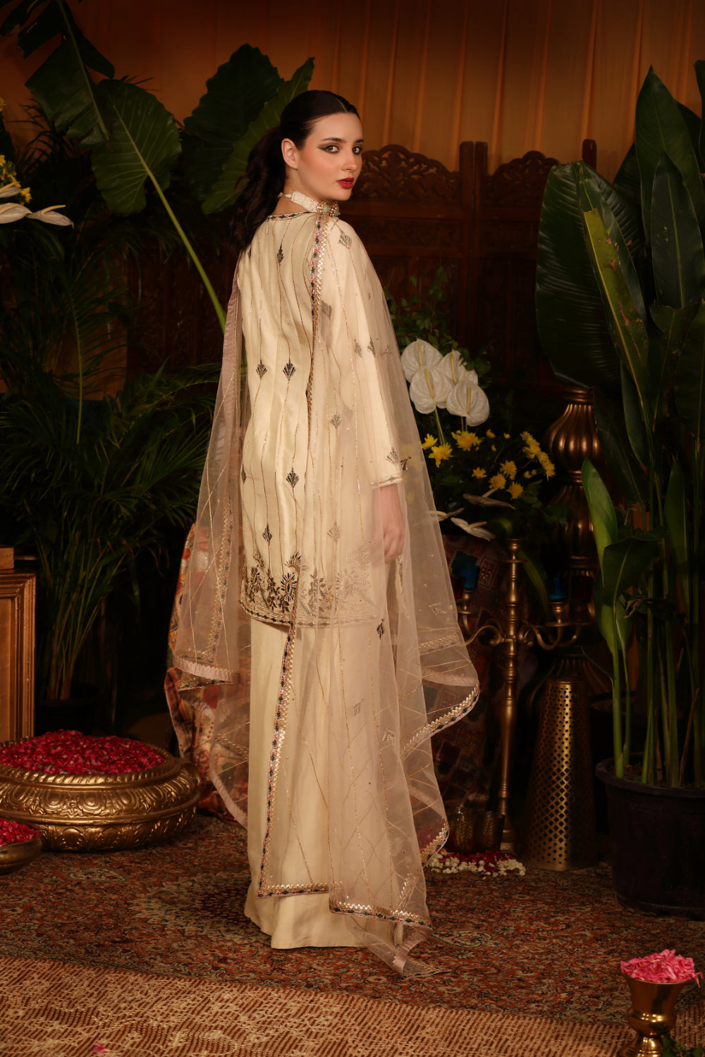 Ivory Raw Silk Kurti  Paired With Culottes Pants And Dusty Pink  Dupatta - Auraya Fashion 