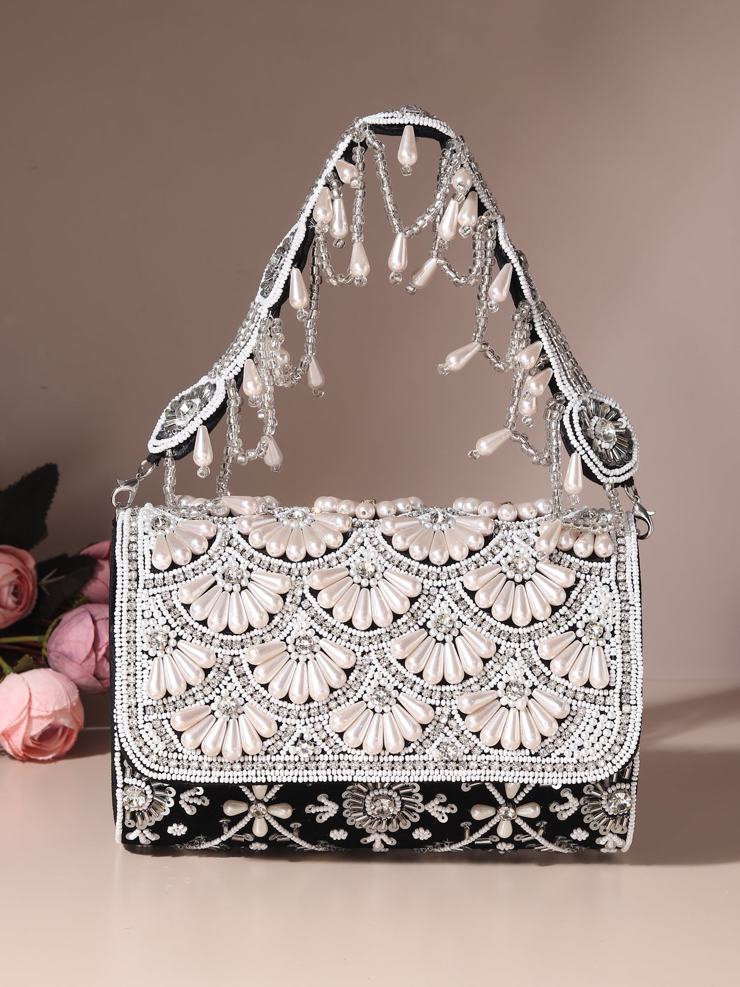 Image of Pearl Noir bag