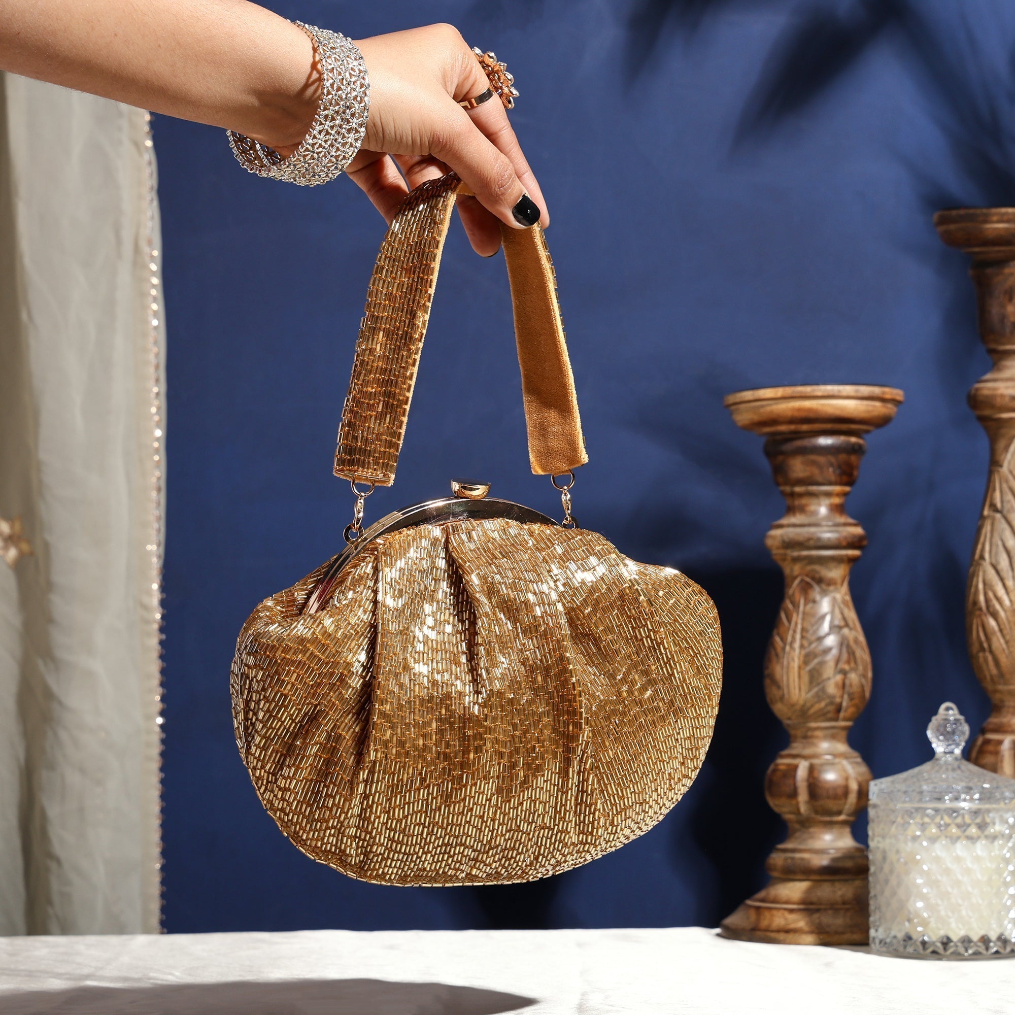 Image of Shaista batua bag