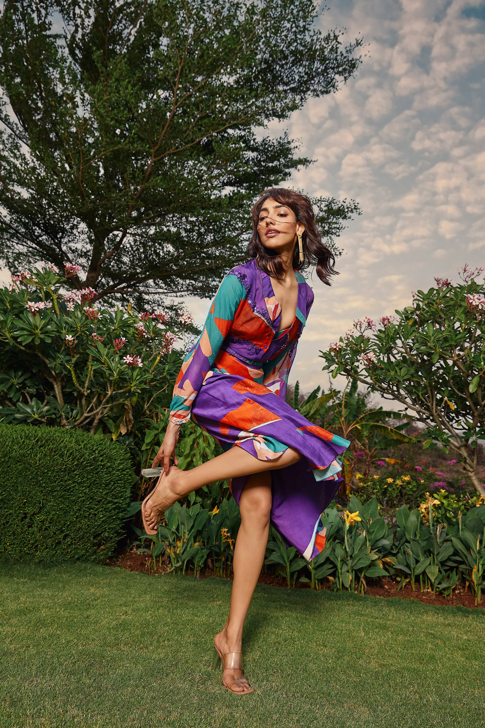 Printed Flared skirt paired with shirt.