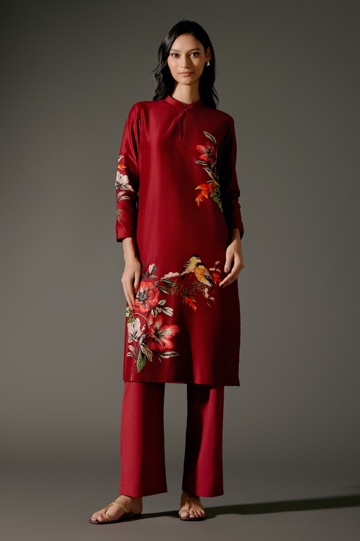 Women Chanderi Tunic Set With Resham Embroidery And Voile Pant