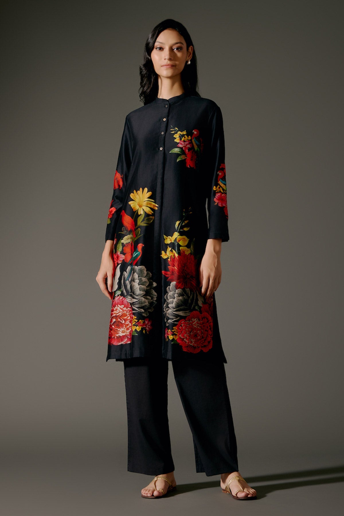 Women Chanderi Tunic Set With Resham Embroidery And Voile Pant