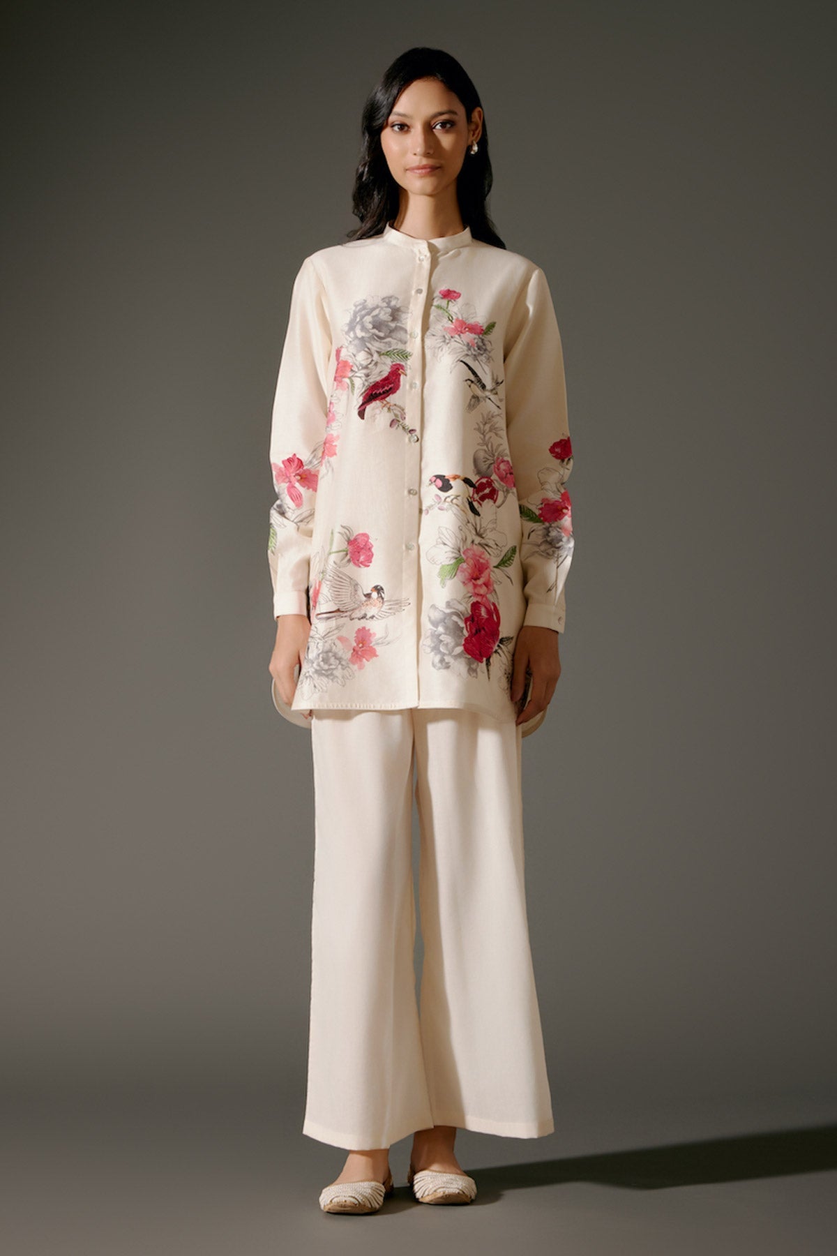 Women Printed Chanderi Silk Tunic Set With Resham Detail