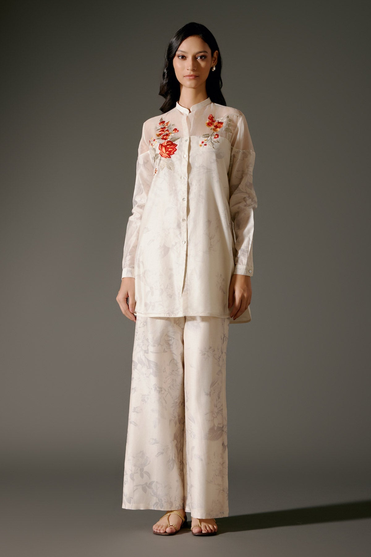 Women Printed Chanderi Silk Tunic Set With Resham Detail