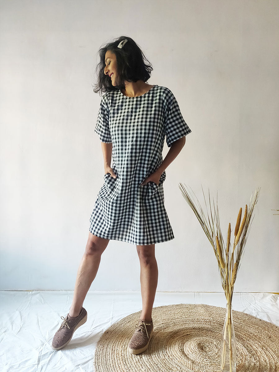 Image of Checkered Tie-back Dress