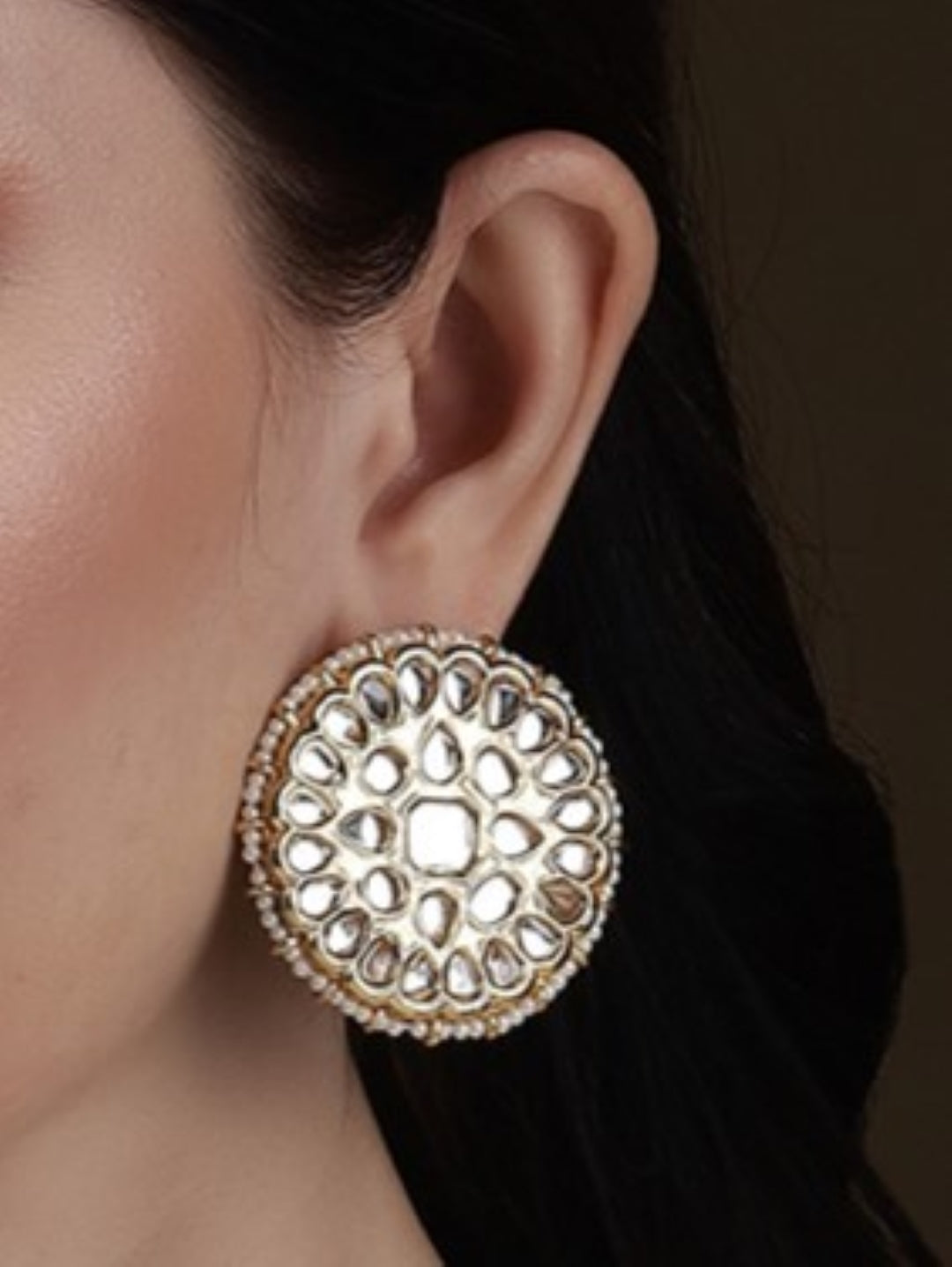 Sunehra Stud Earring