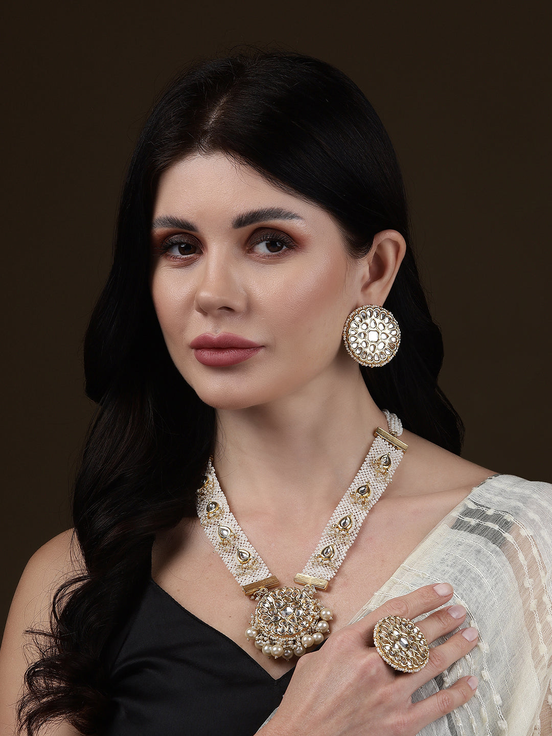 Sunehra Stud Earring