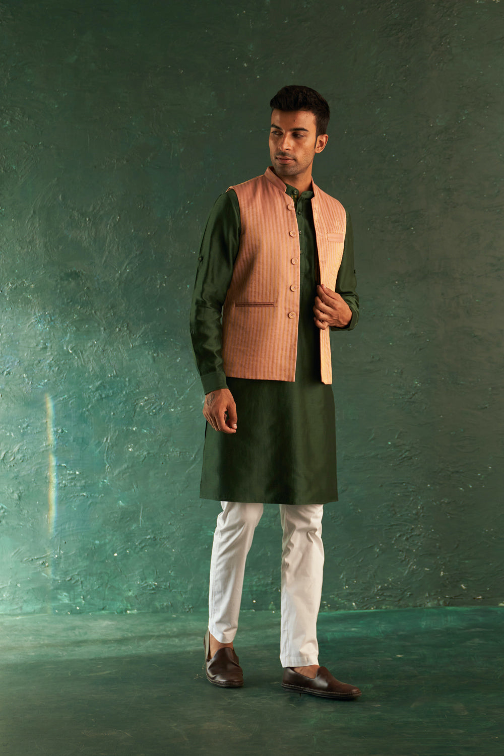 Men'S Deep Green Straight Kurta Set With Jacket- Set Of 3