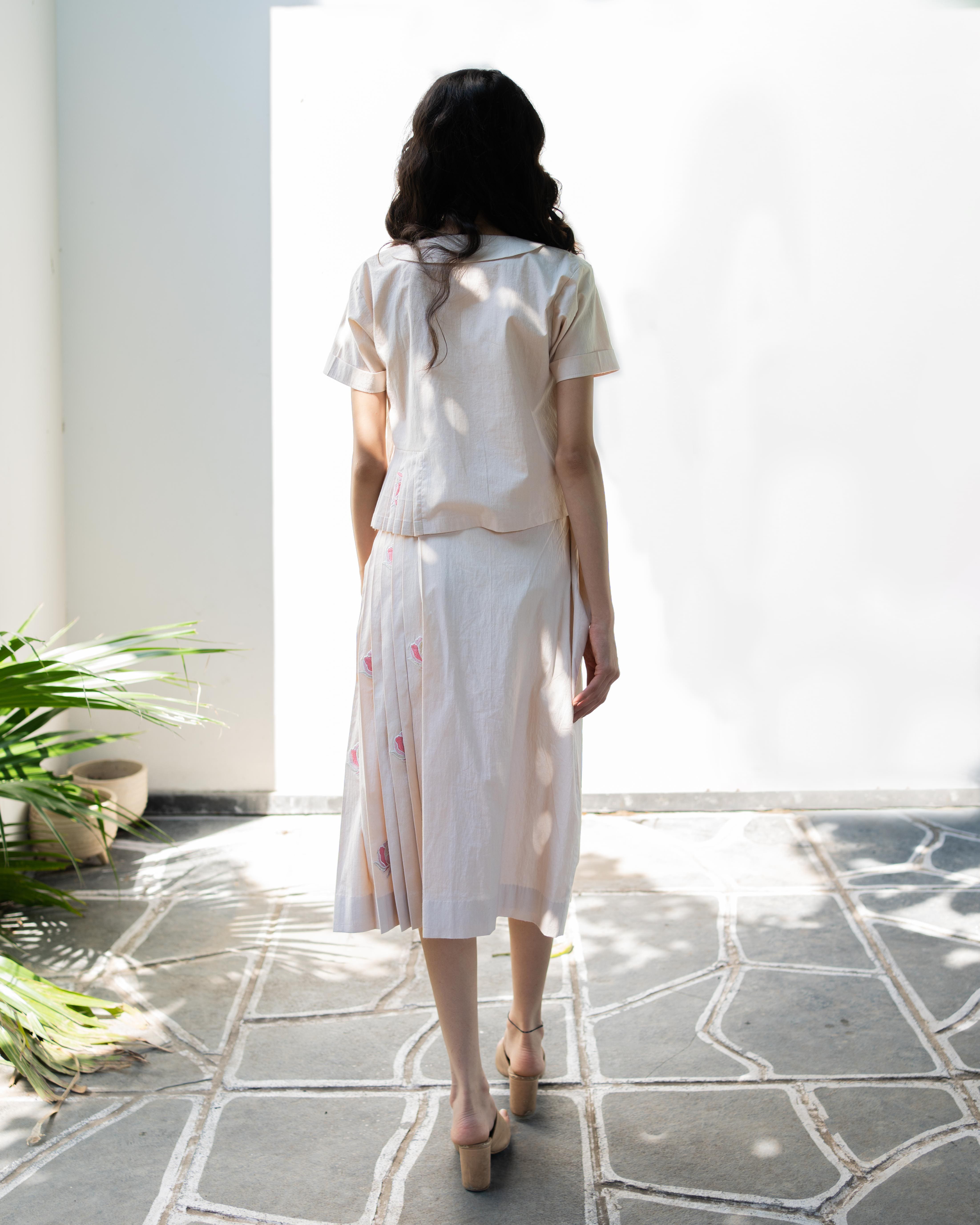 SUNKISSED BLOOMS Chic Pleated Skirt and Top Set for Romantic Getaways