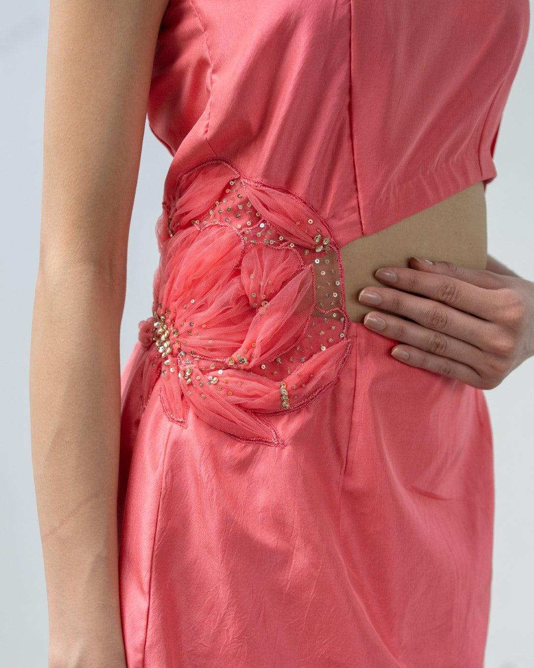 Peach Oasis Embroidered Silk Dress - Luxury Peachy Occasion Wear Auraya Fashion Peach Oasis Embroidered Silk Dress - Luxury Peachy Occasion Wear Auraya Fashion