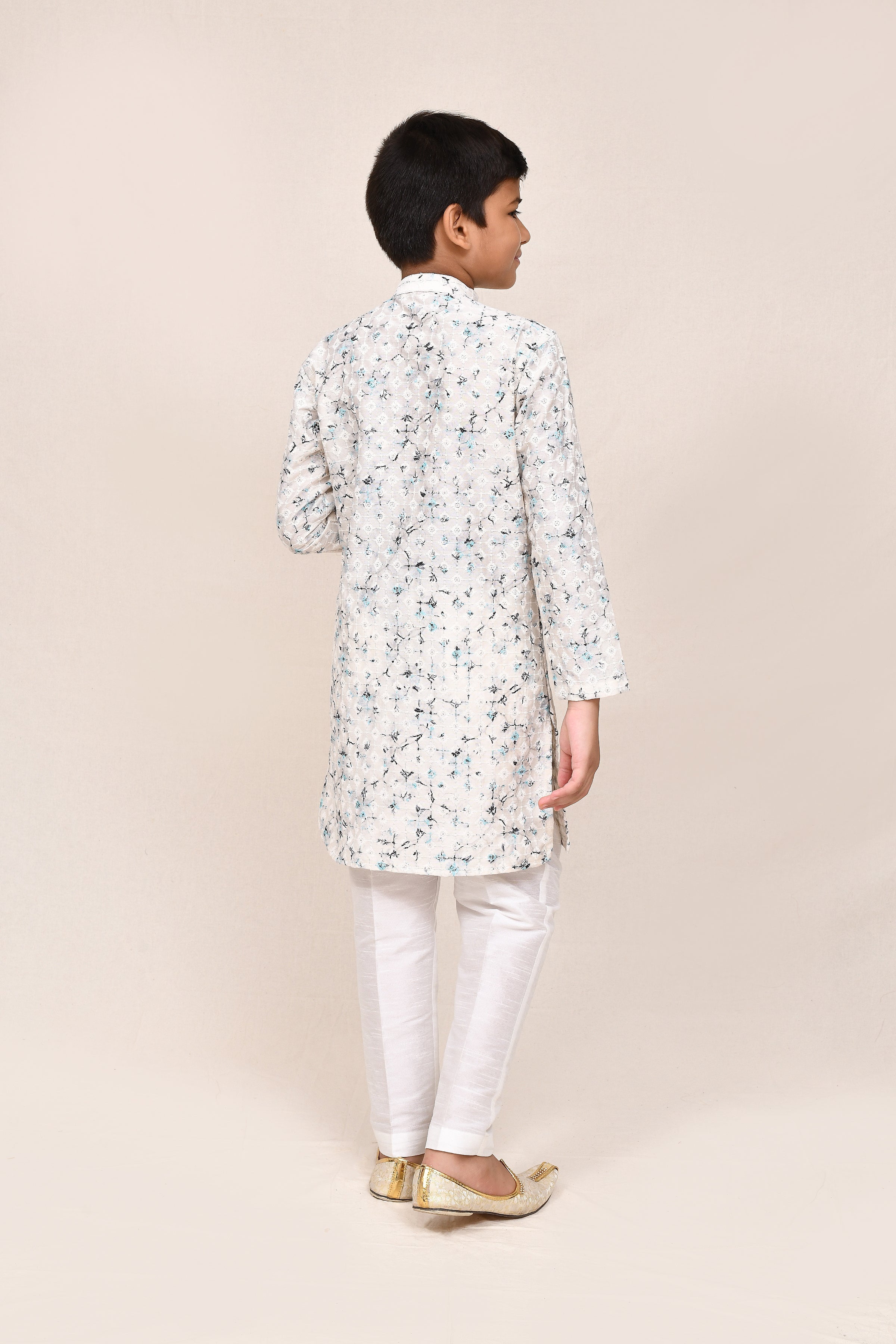 Kurta with straight fit pant