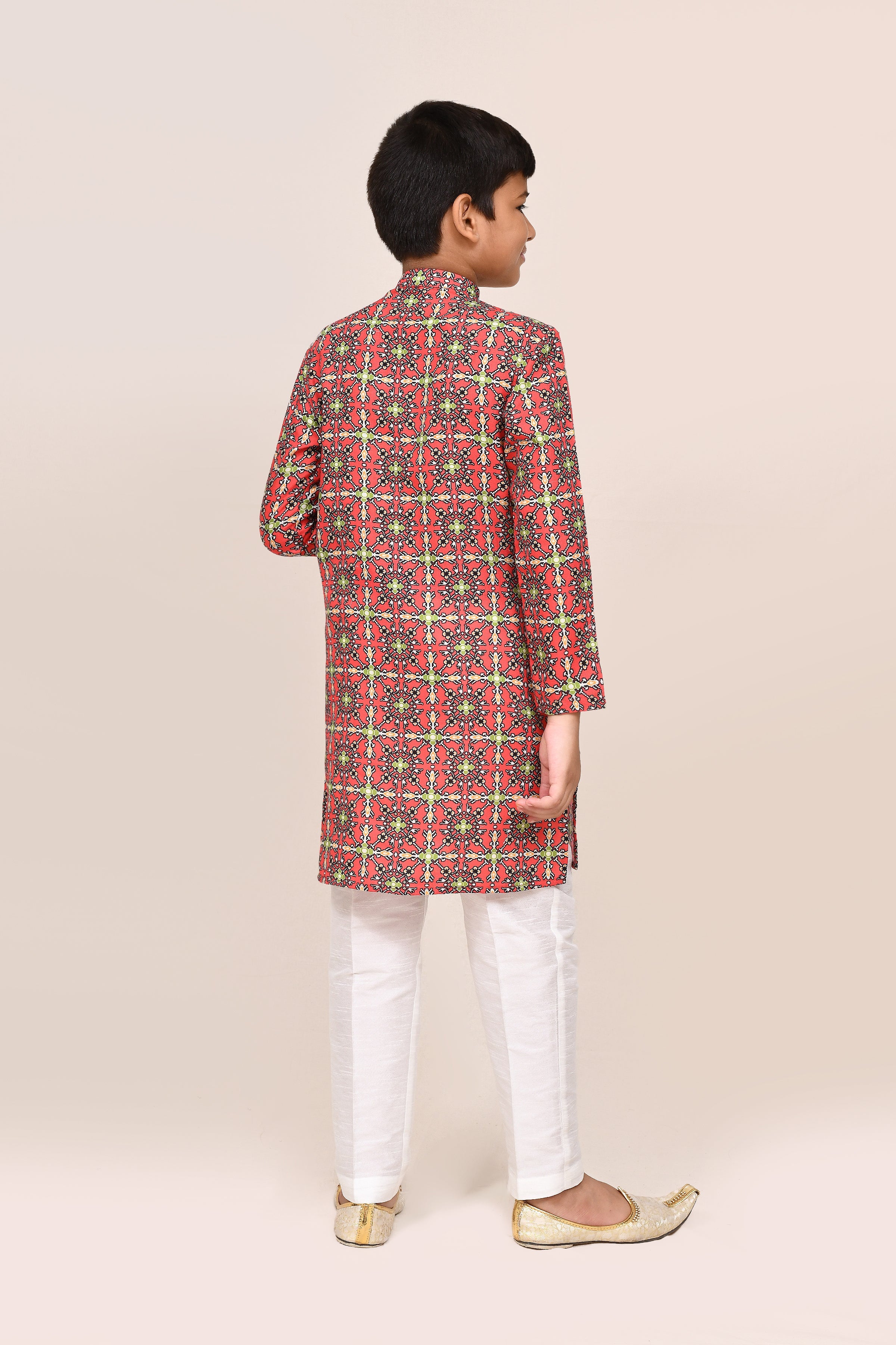 Kurta with straight fit pant