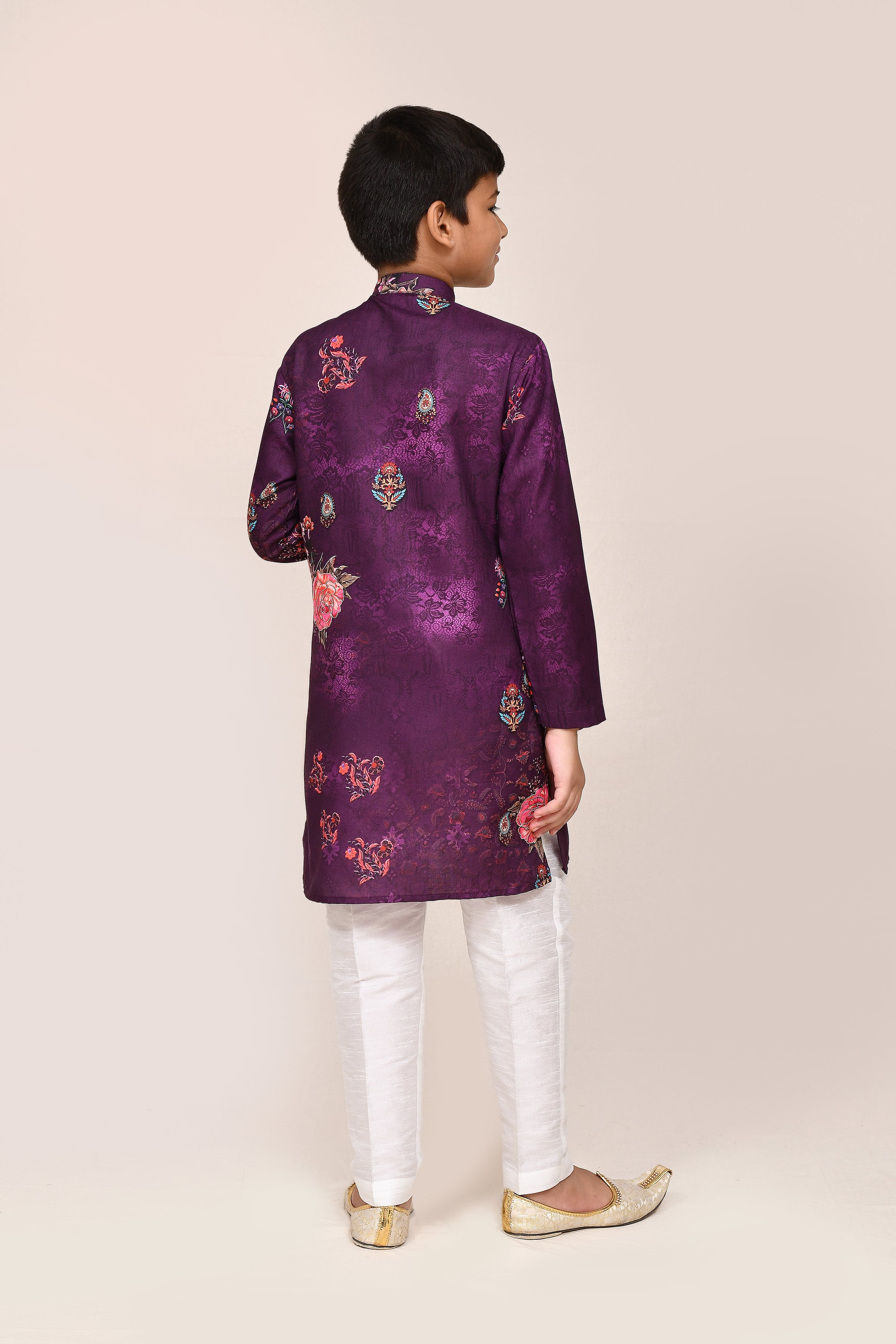 Kurta with straight fit pant
