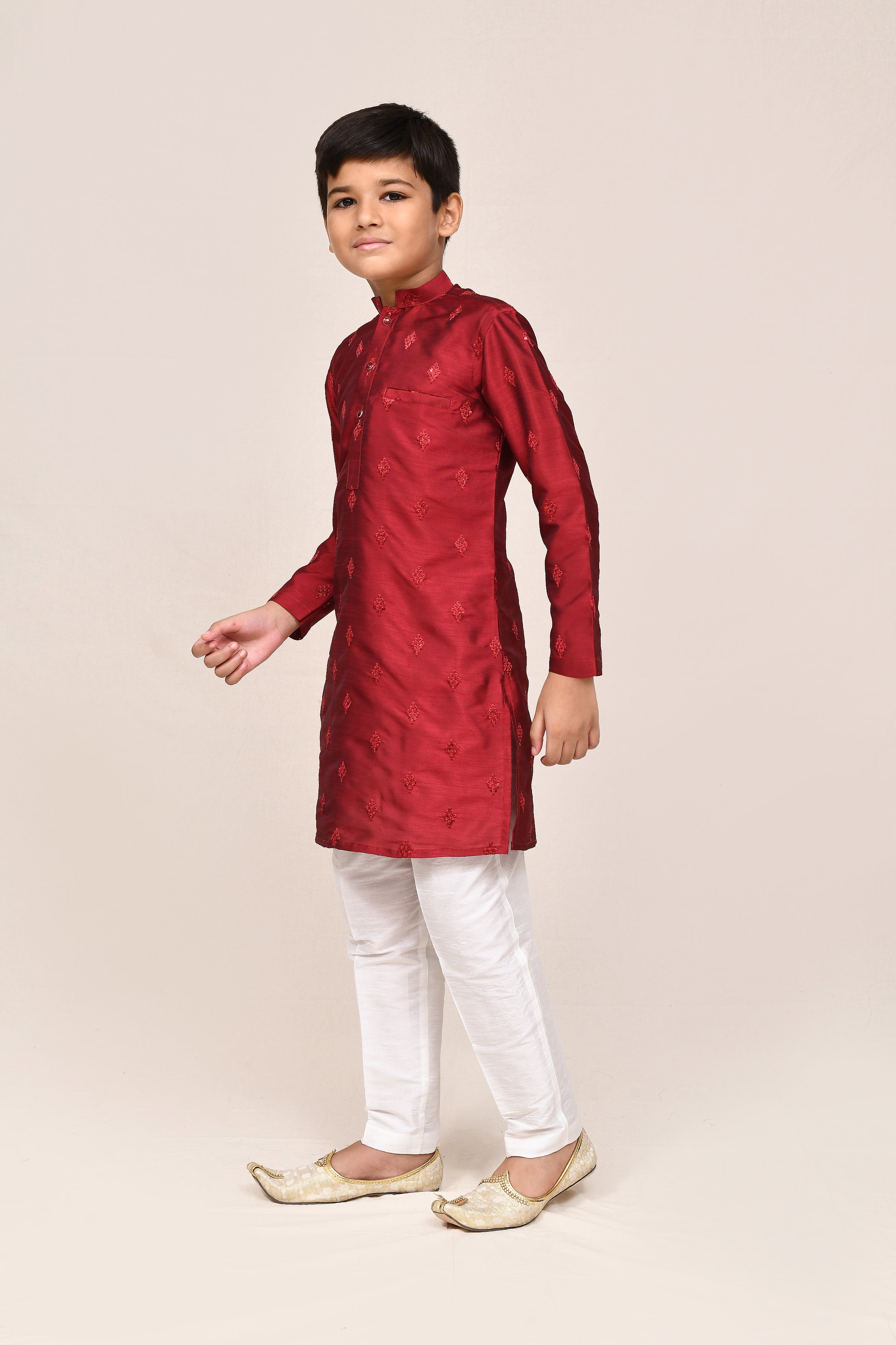 Kurta with straight fit pant