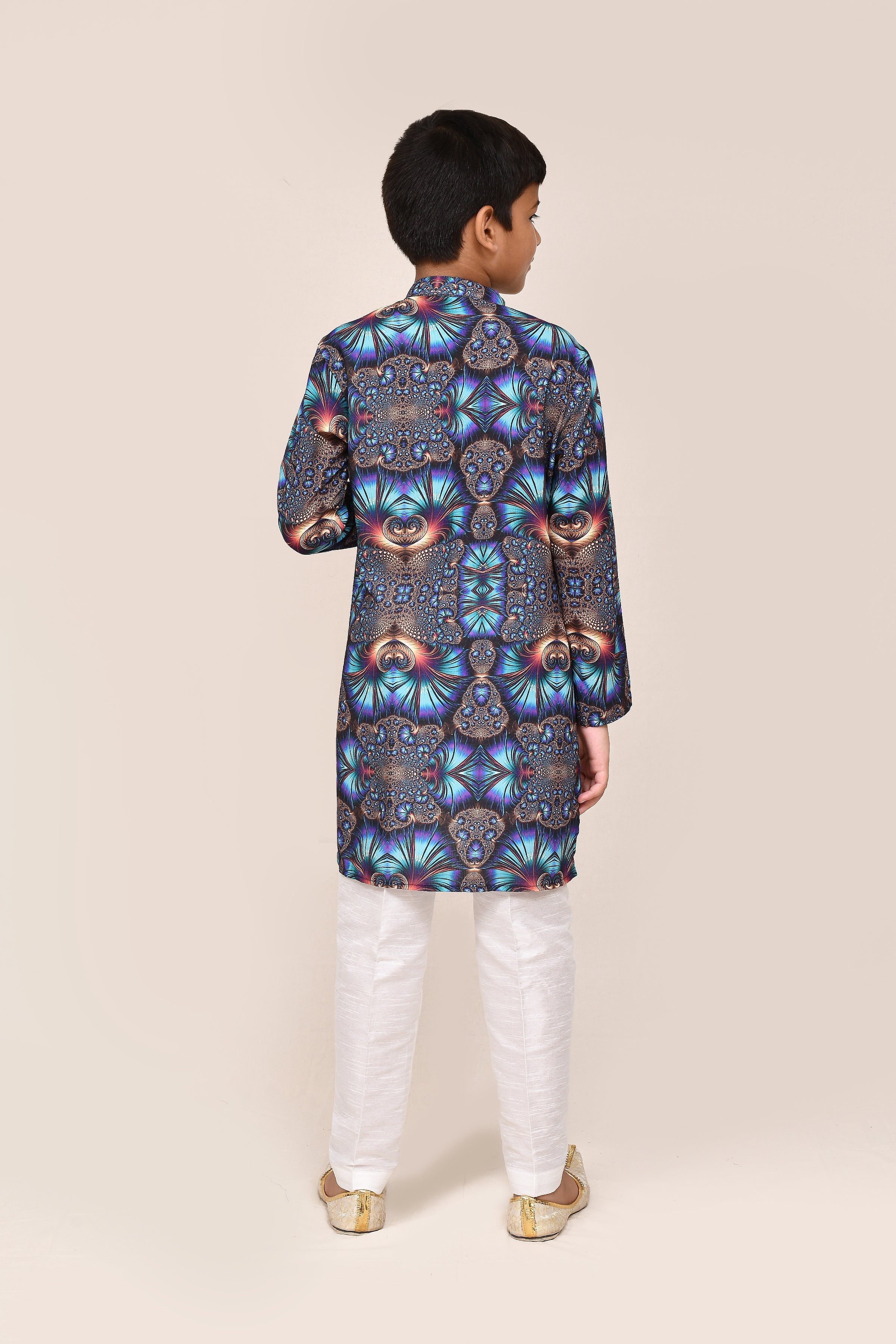Kurta with straight fit pant