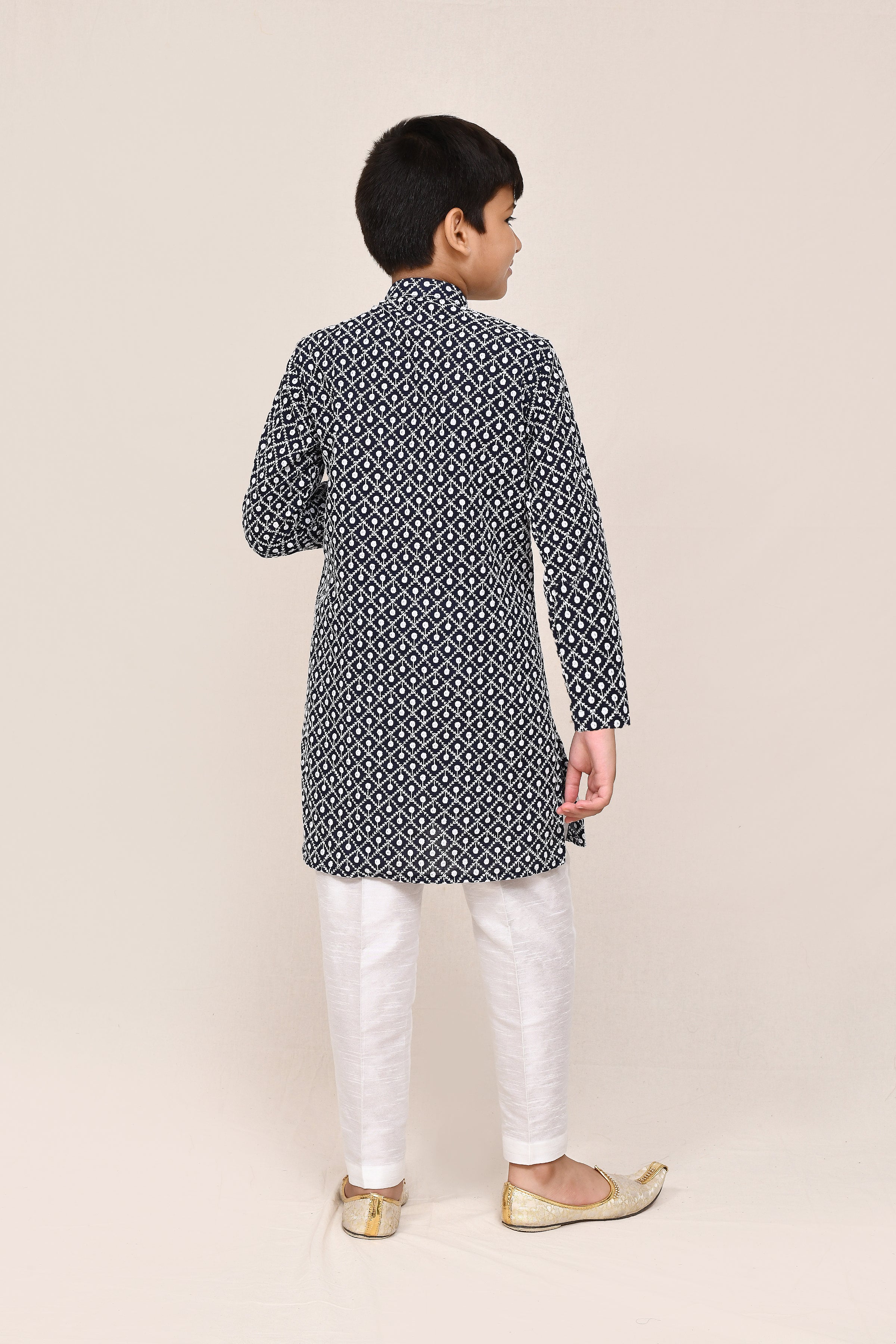 Kurta with straight fit pant