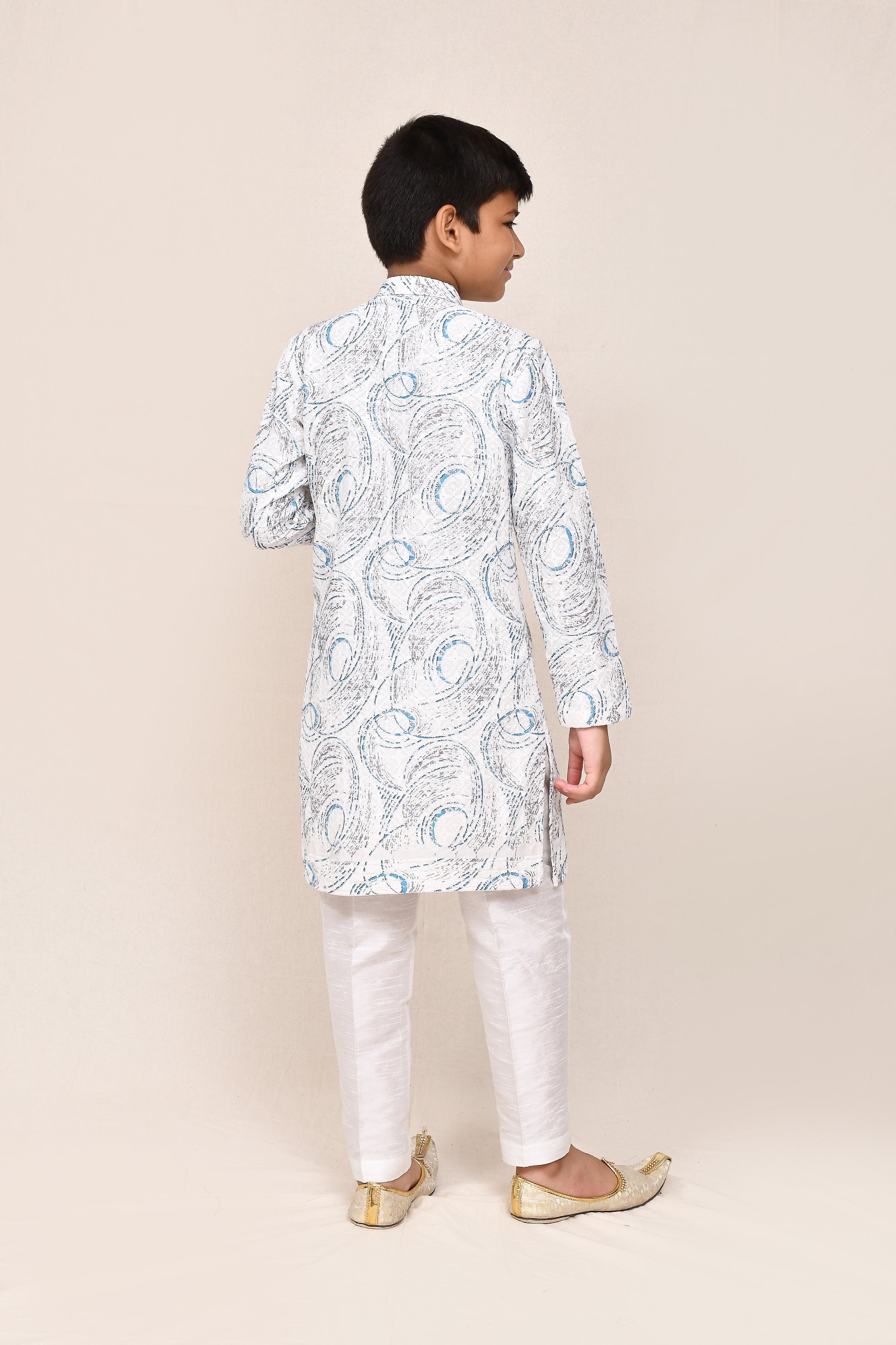 Kurta with straight fit pant