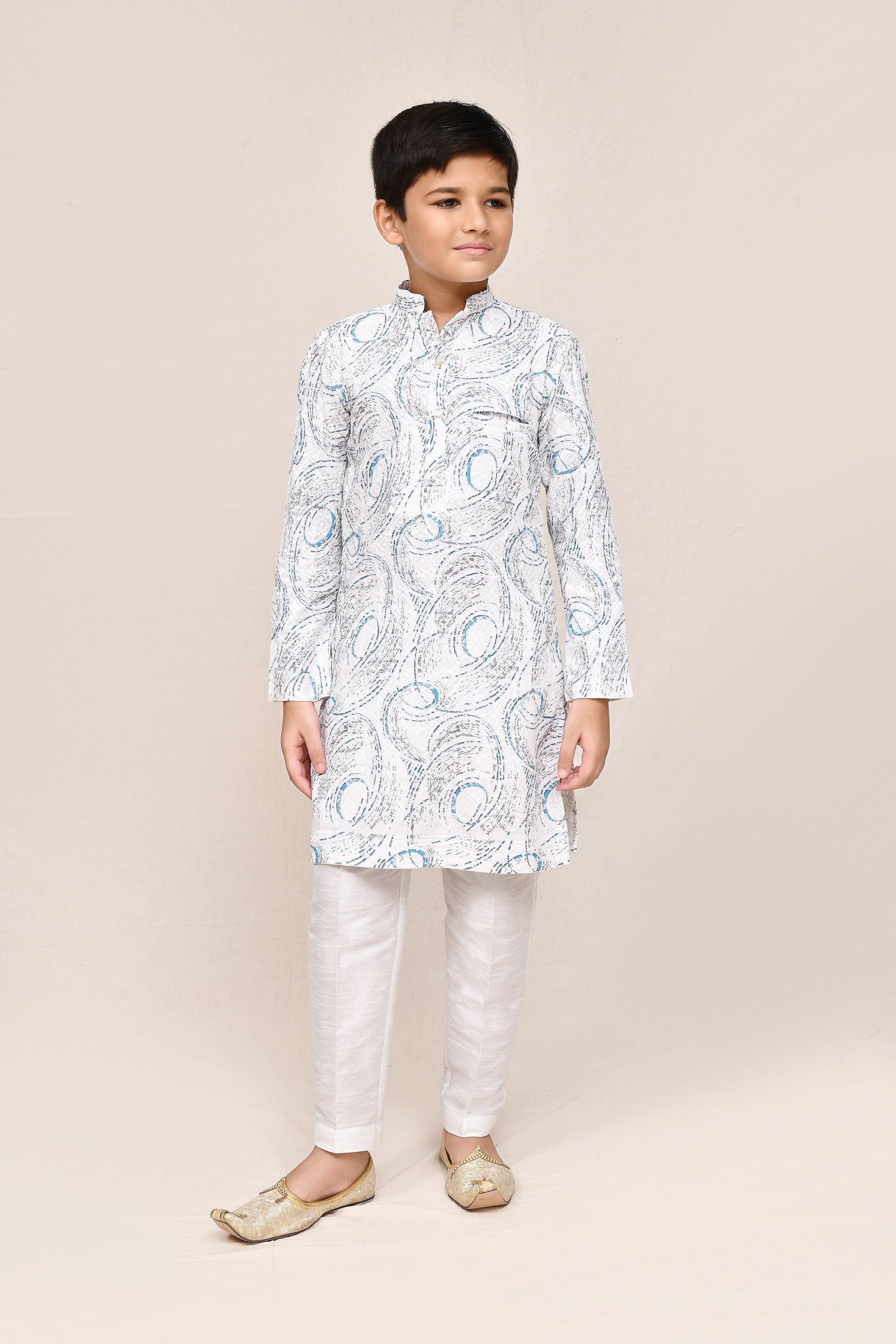 Kurta with straight fit pant
