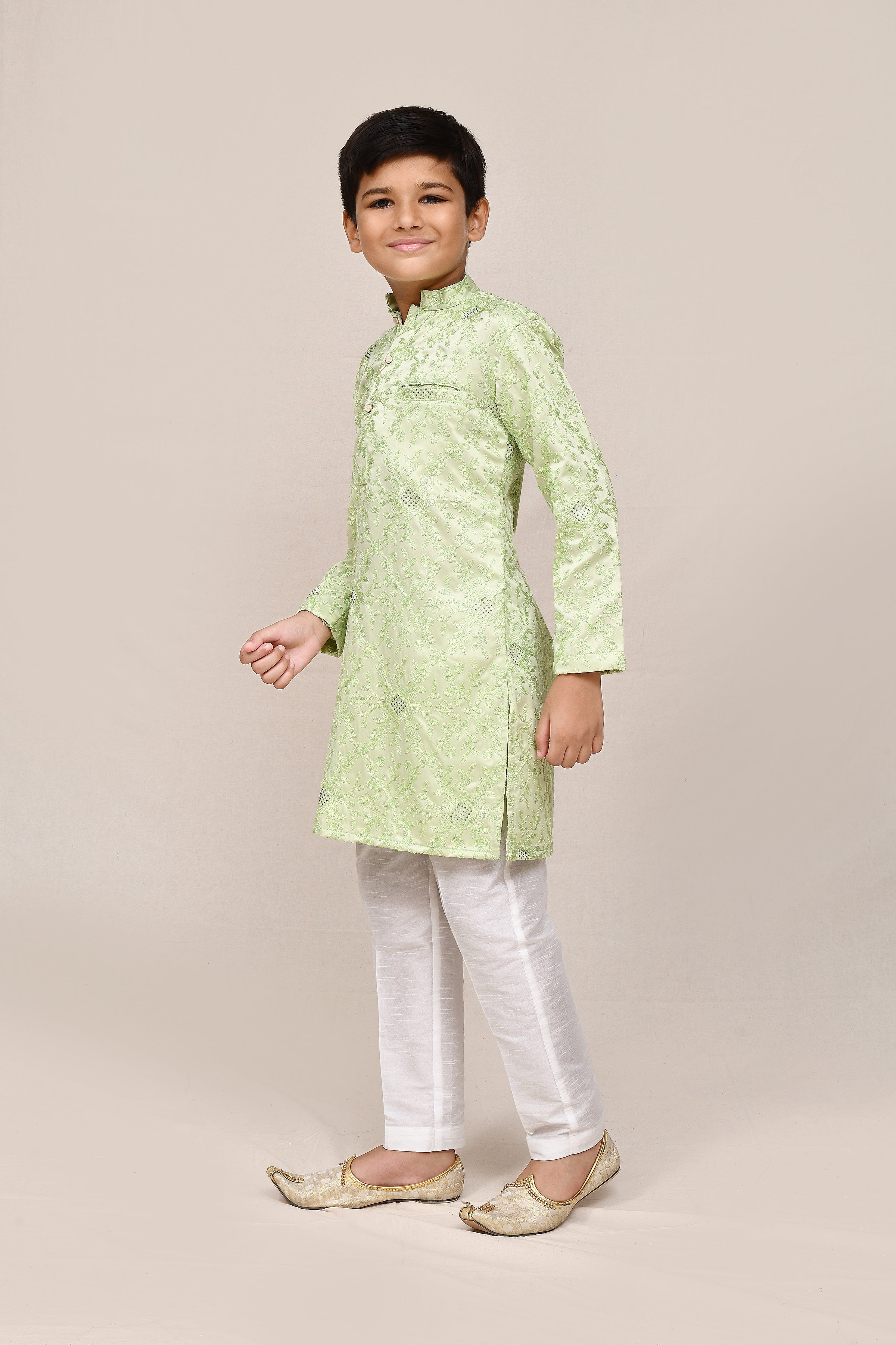 Kurta with straight fit pant