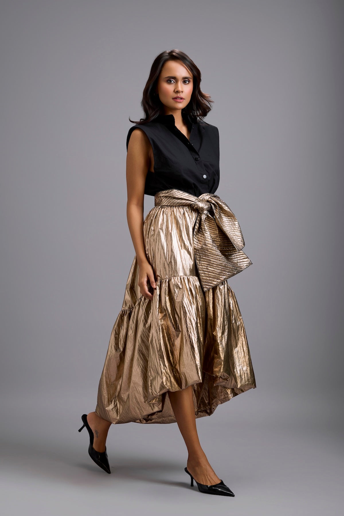 Sleeveless Shirt with Metallic Gold High-Low Skirt