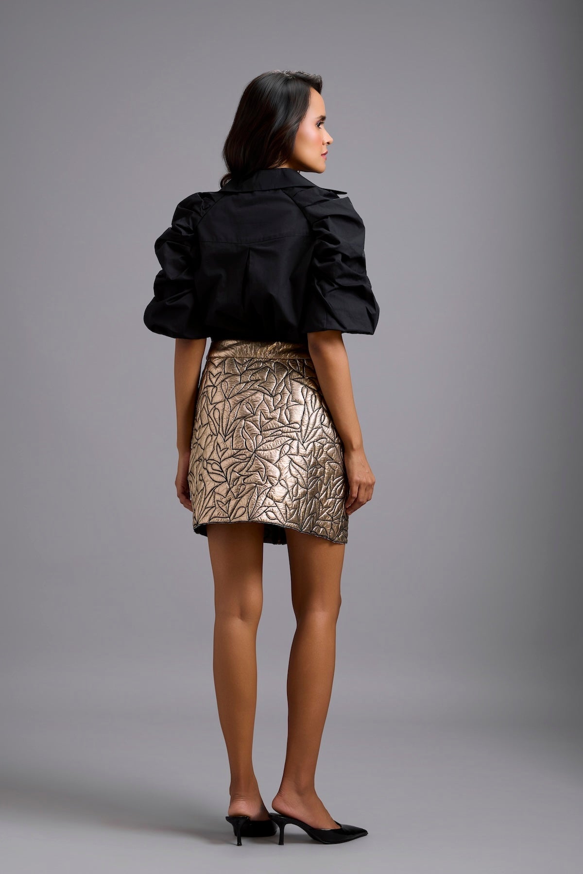 Black Puff-sleeve Shirt With Contrast Piping