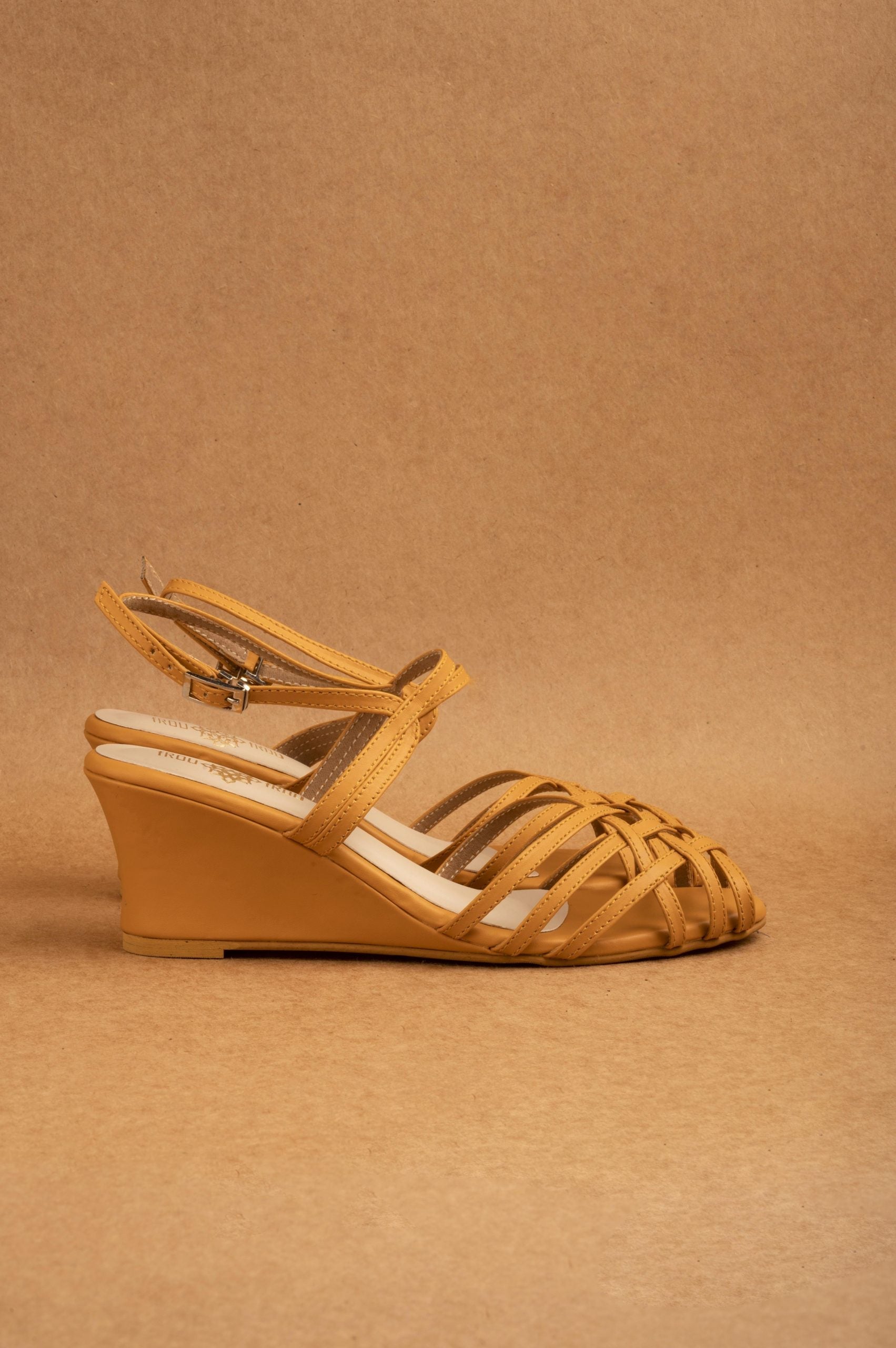 Esme Sandals, Yellow