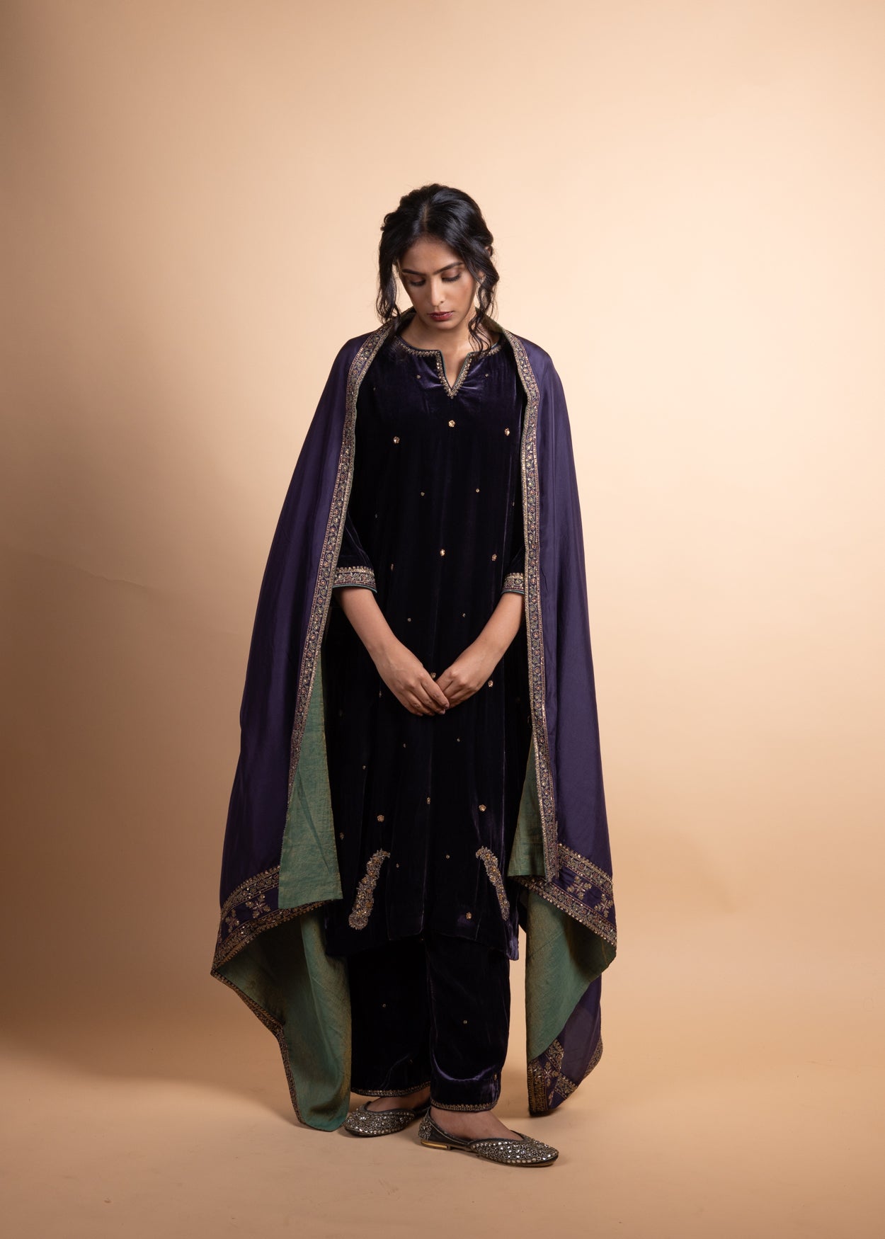 Mahira | Deep Purple Velvet Kurta Set with Ari-Zardozi Work