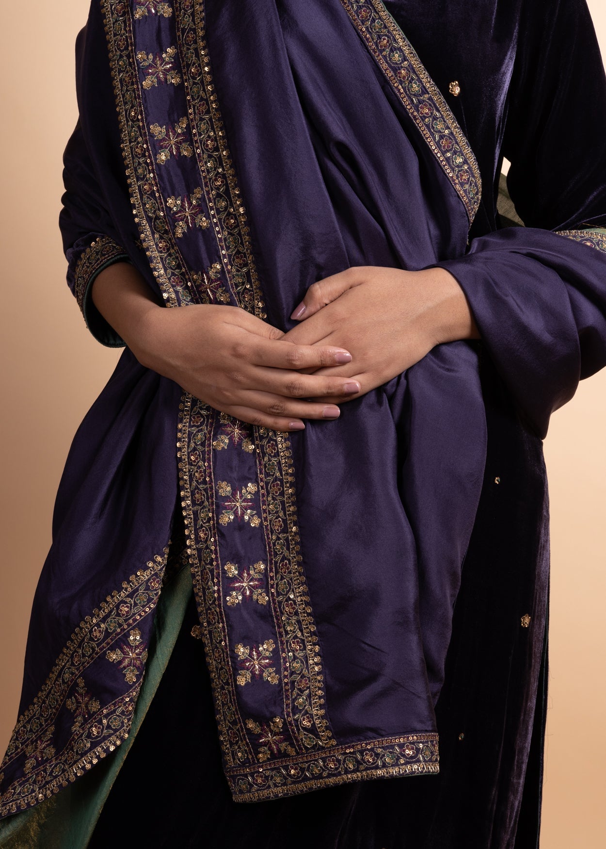 Mahira | Deep Purple Velvet Kurta Set with Ari-Zardozi Work
