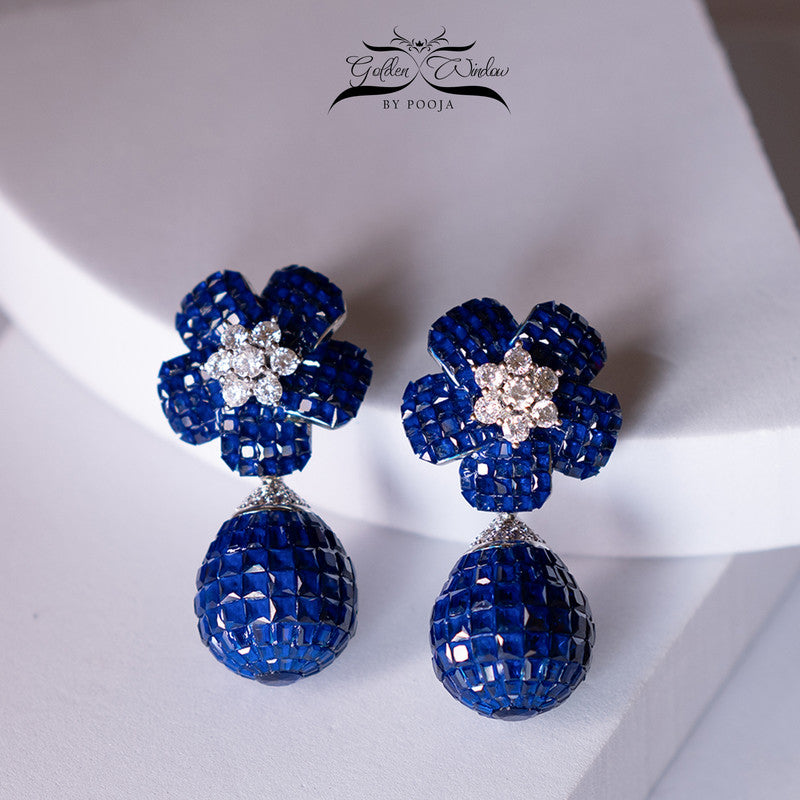 Image of FLORAL GLAMOUR EARRINGS