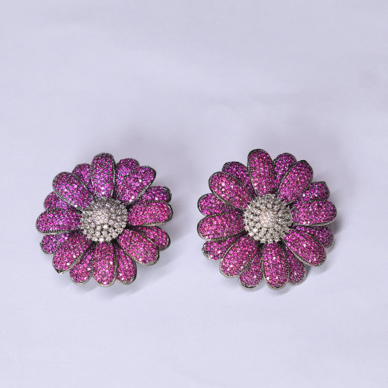 Image of FLORAL STUDS