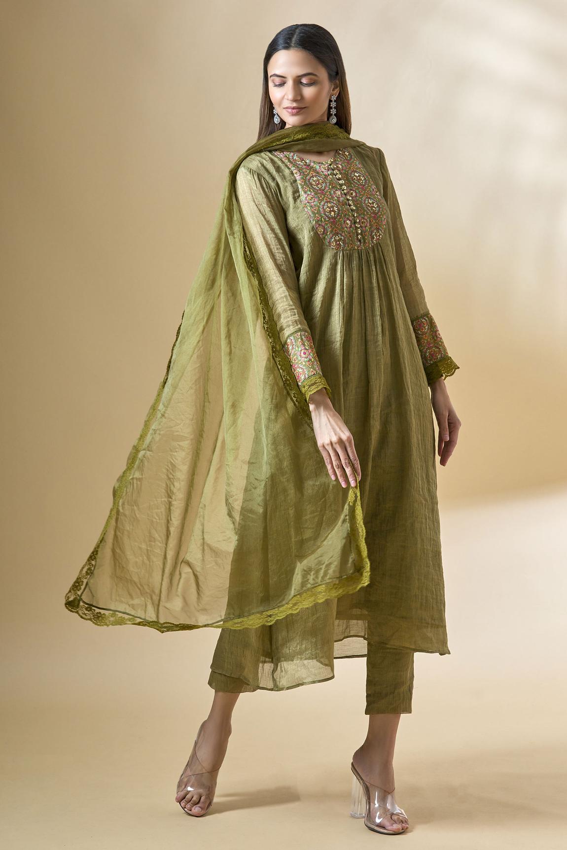 Green Embroidered Chanderi Kurta Set