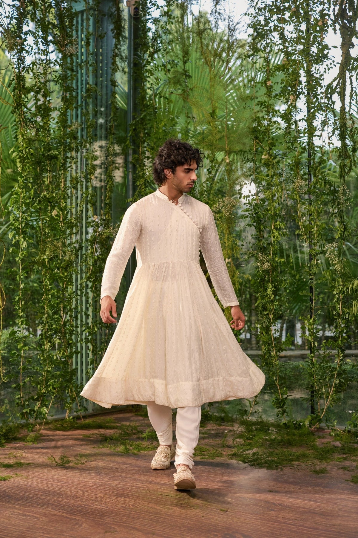 THE BAADSHAH DECK (ST)