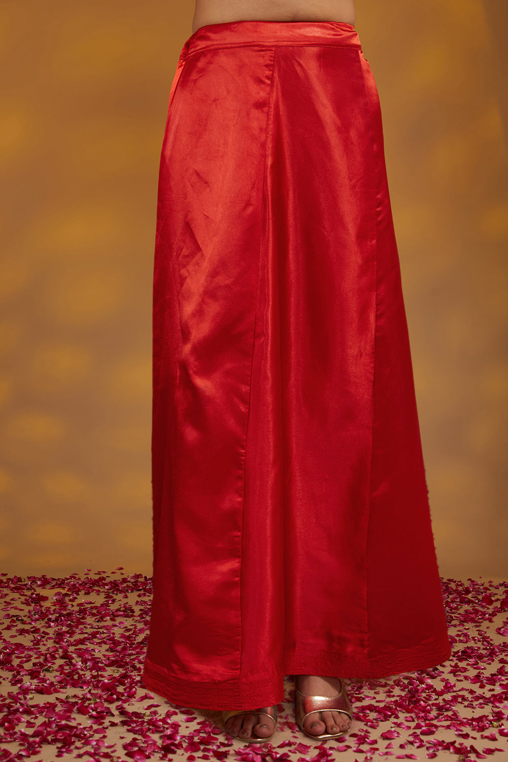 Red Georgette Hand Embroidered Saree Set - Auraya Fashion 