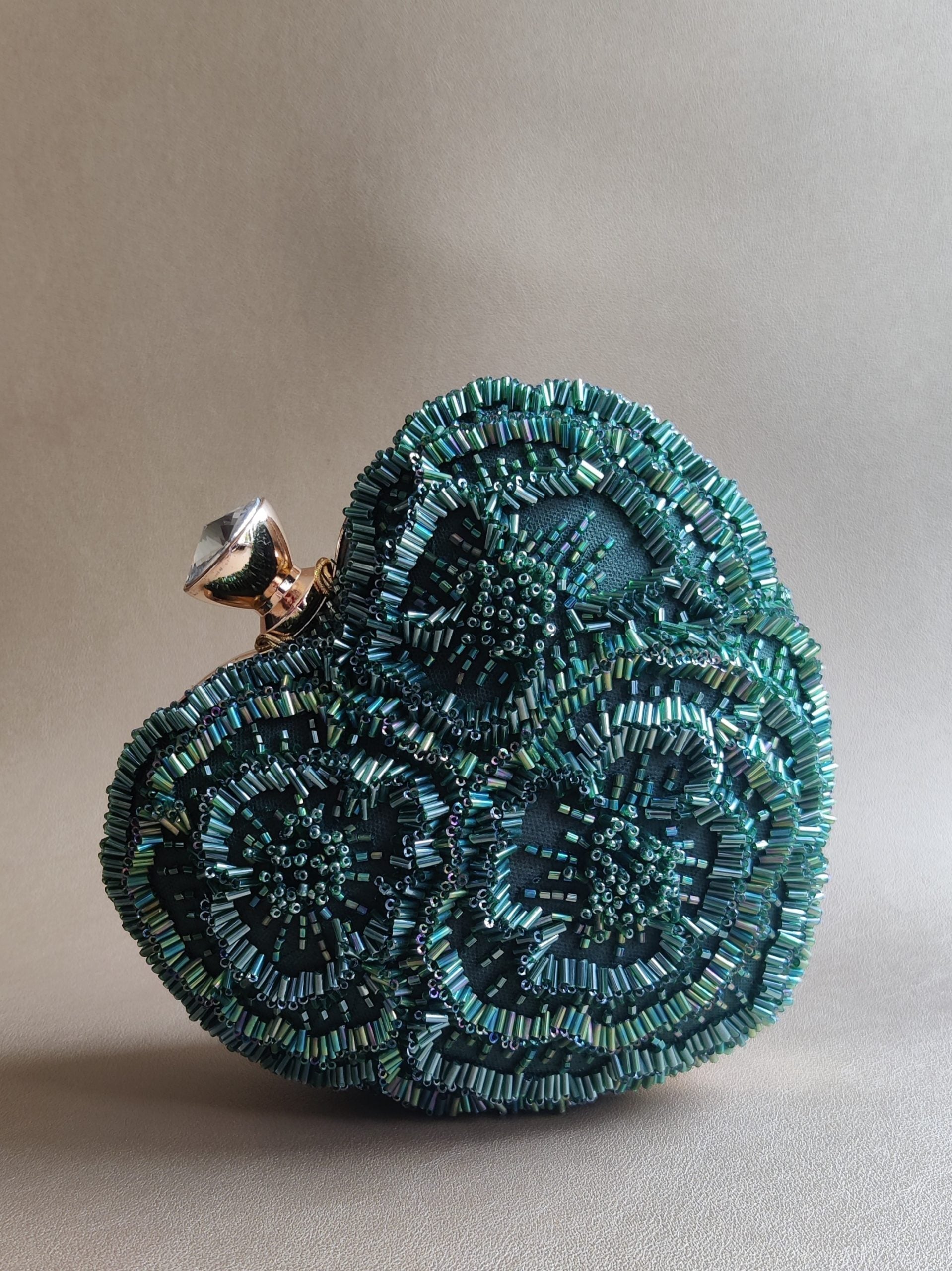 Image of The Floral Heart Bag in Bottle Green