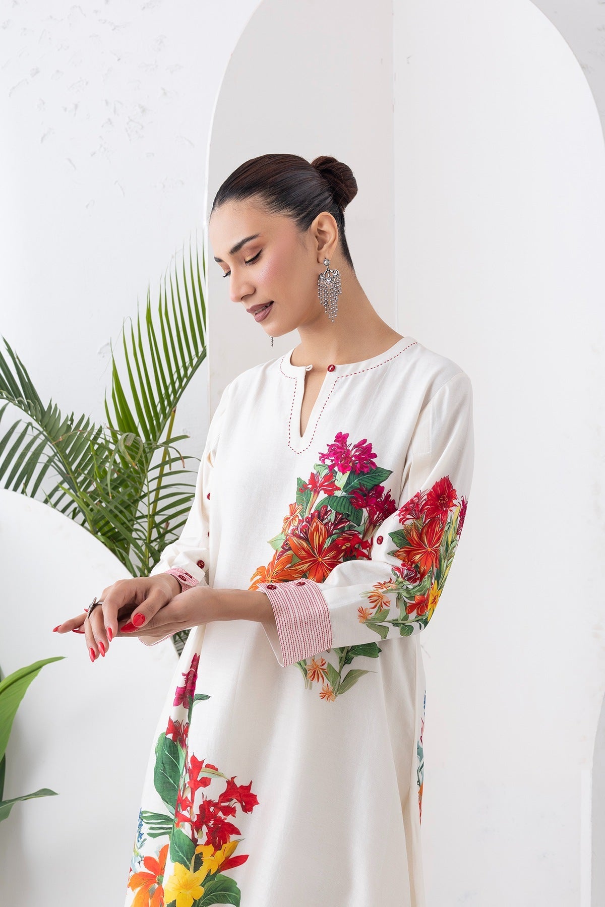 Ivory Silk Chanderi Tunic With Artistic Floral Placement Prints Set (2 PCS)