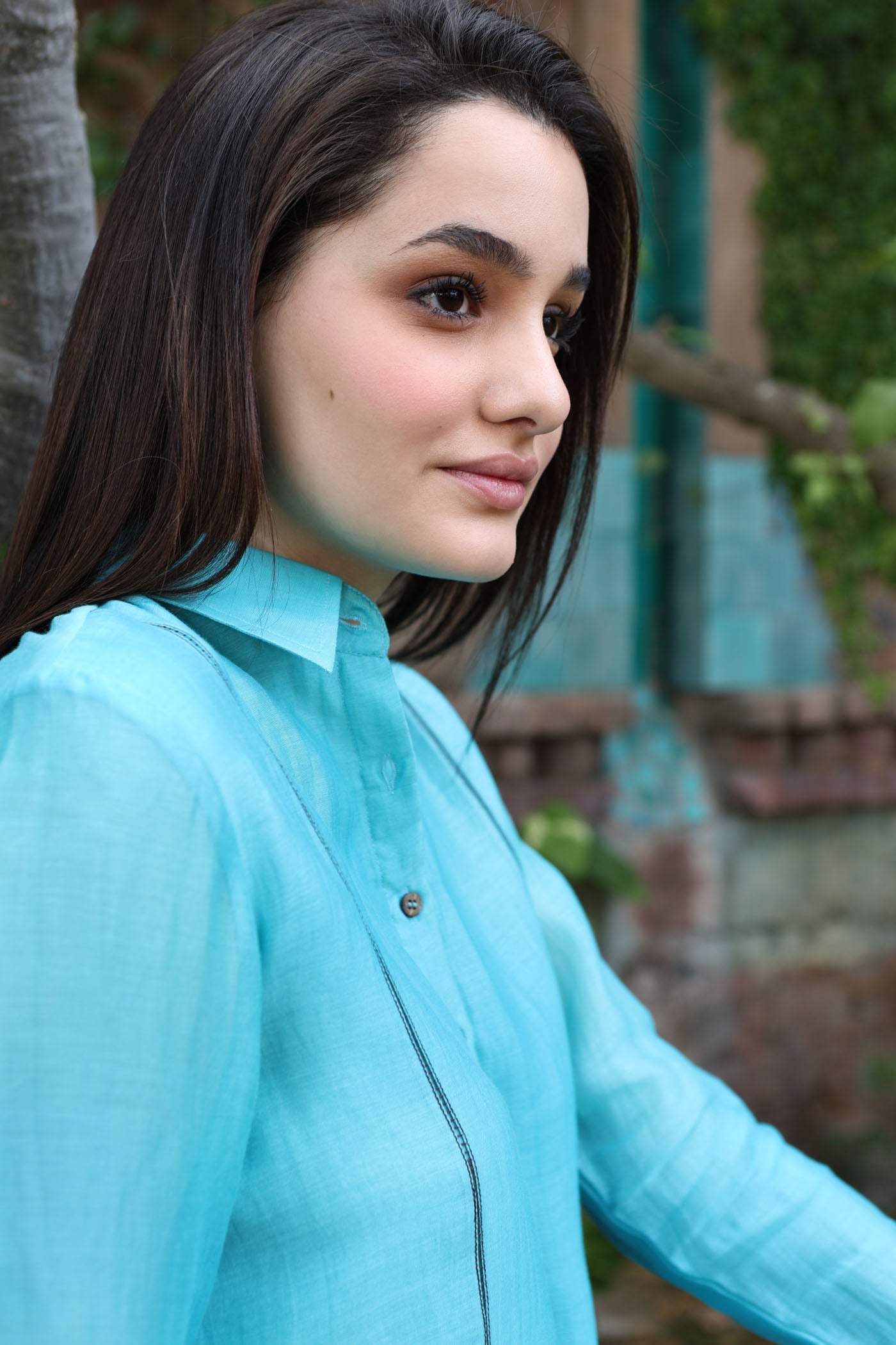 Sea-Blue Pure Silk-Cotton Front-Open Collared Short-Blouse With Ruched Cuffs