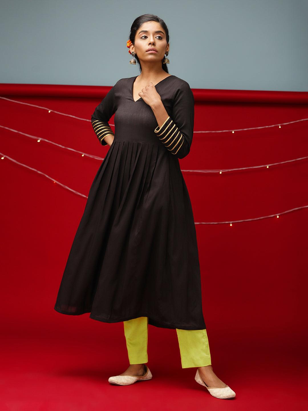 Black Embellished Sleeve Kurta-Pant - trueBrowns
