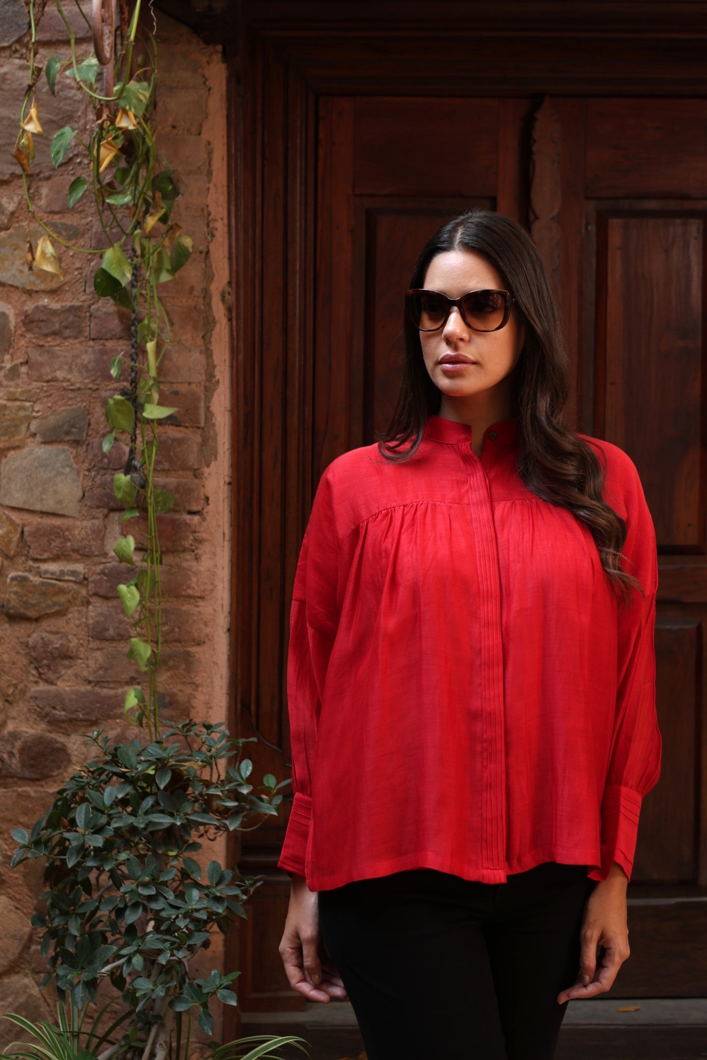 Red Pure Silk-Cotton Band-Collared Front-Open Short-Blouse With Pintucked Placket